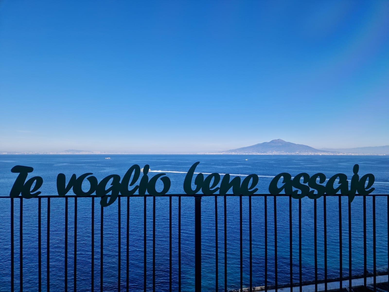 Sorrento, Positano & Amalfi Premium Small-Group Day Tour from Naples