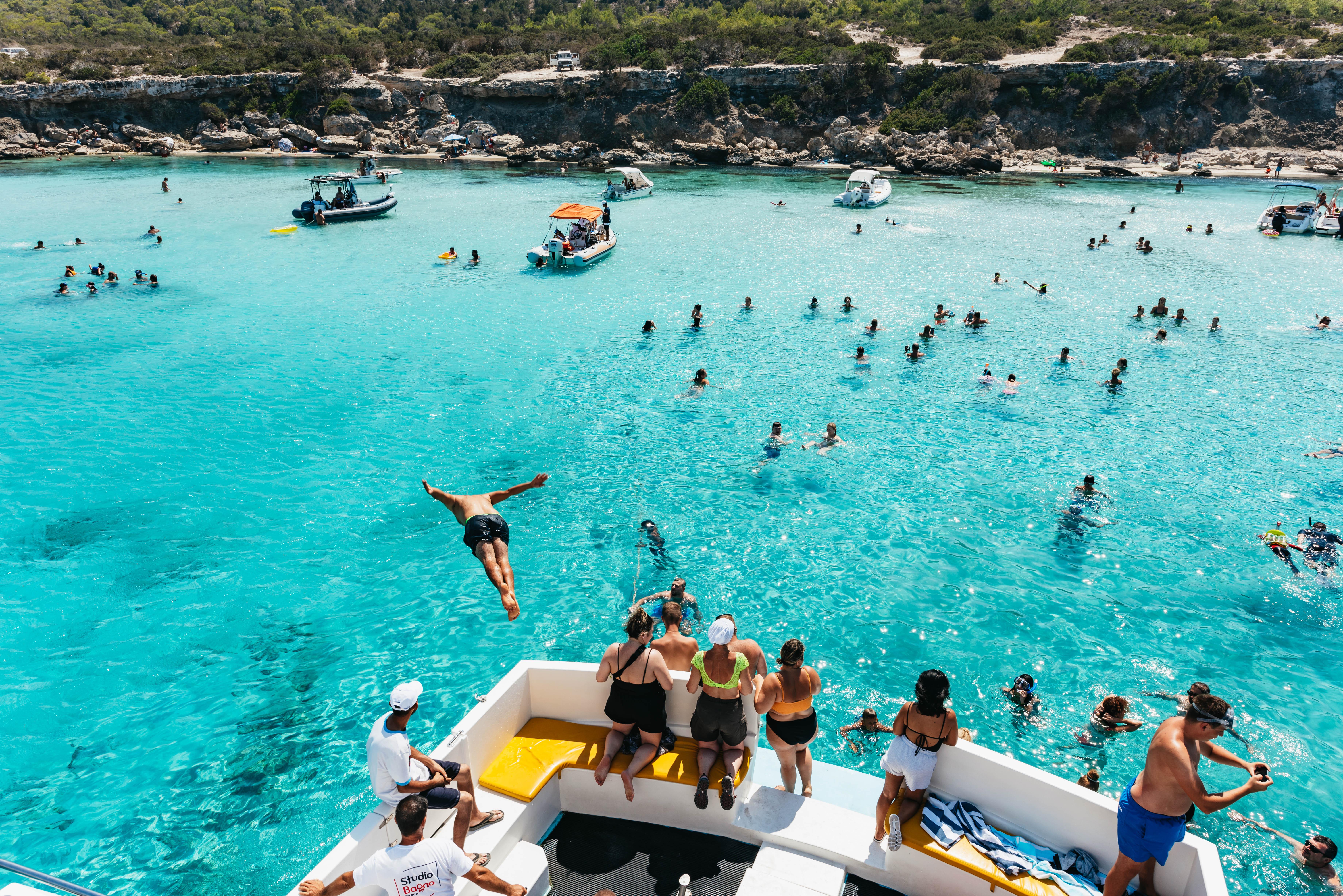 Paphos to Blue Lagoon Boat Trip with Return Bus Transfer