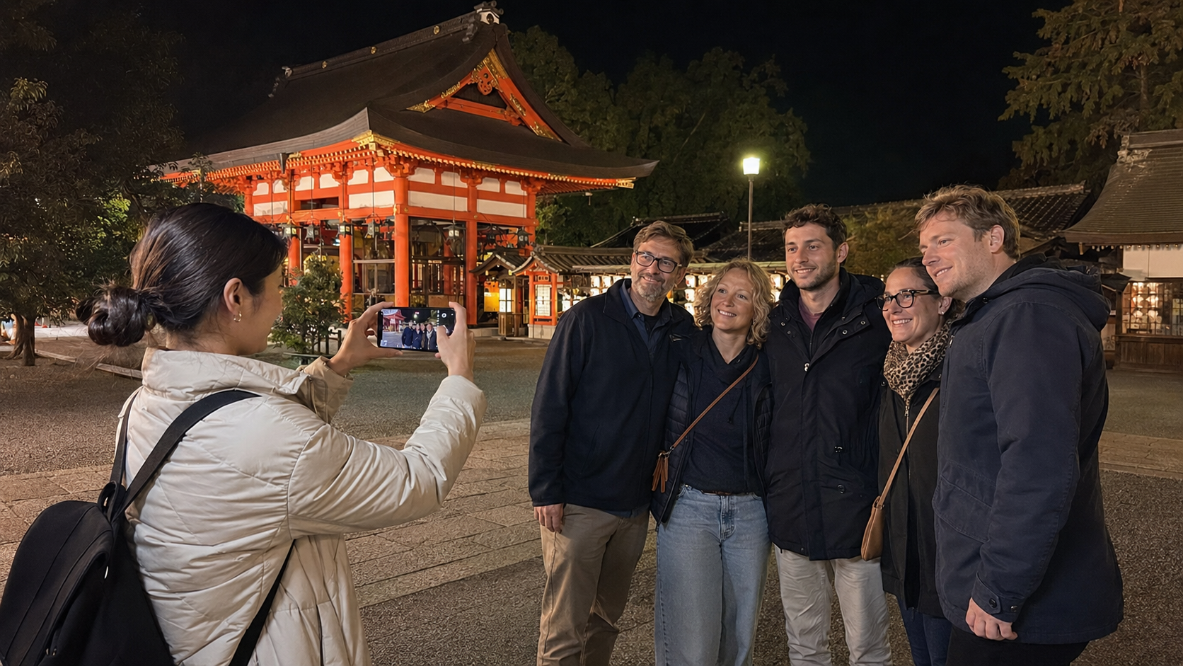 Tour privado a pie por Kioto al atardecer: Gion, Pontocho y el santuario Yasaka
