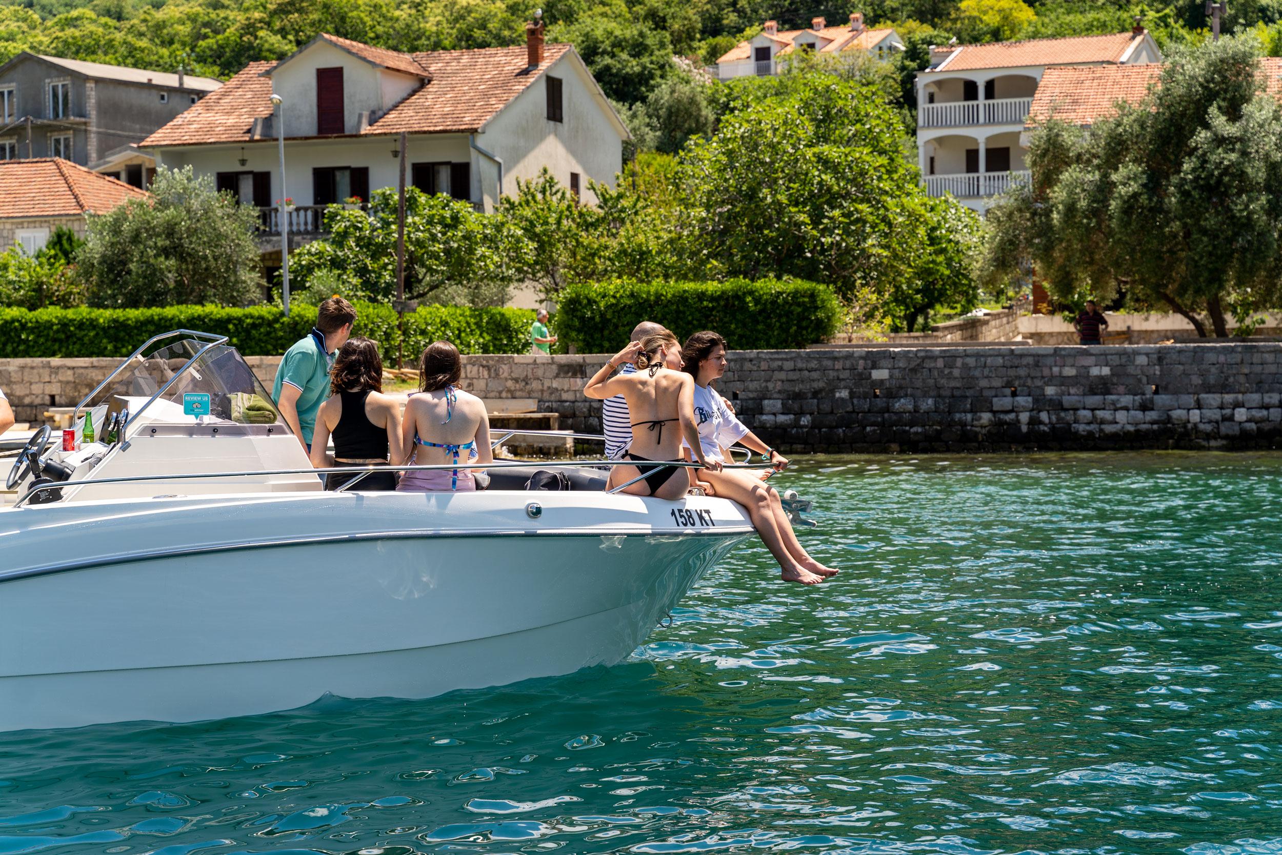 Kotor Bay boat tour to Perast — image 8