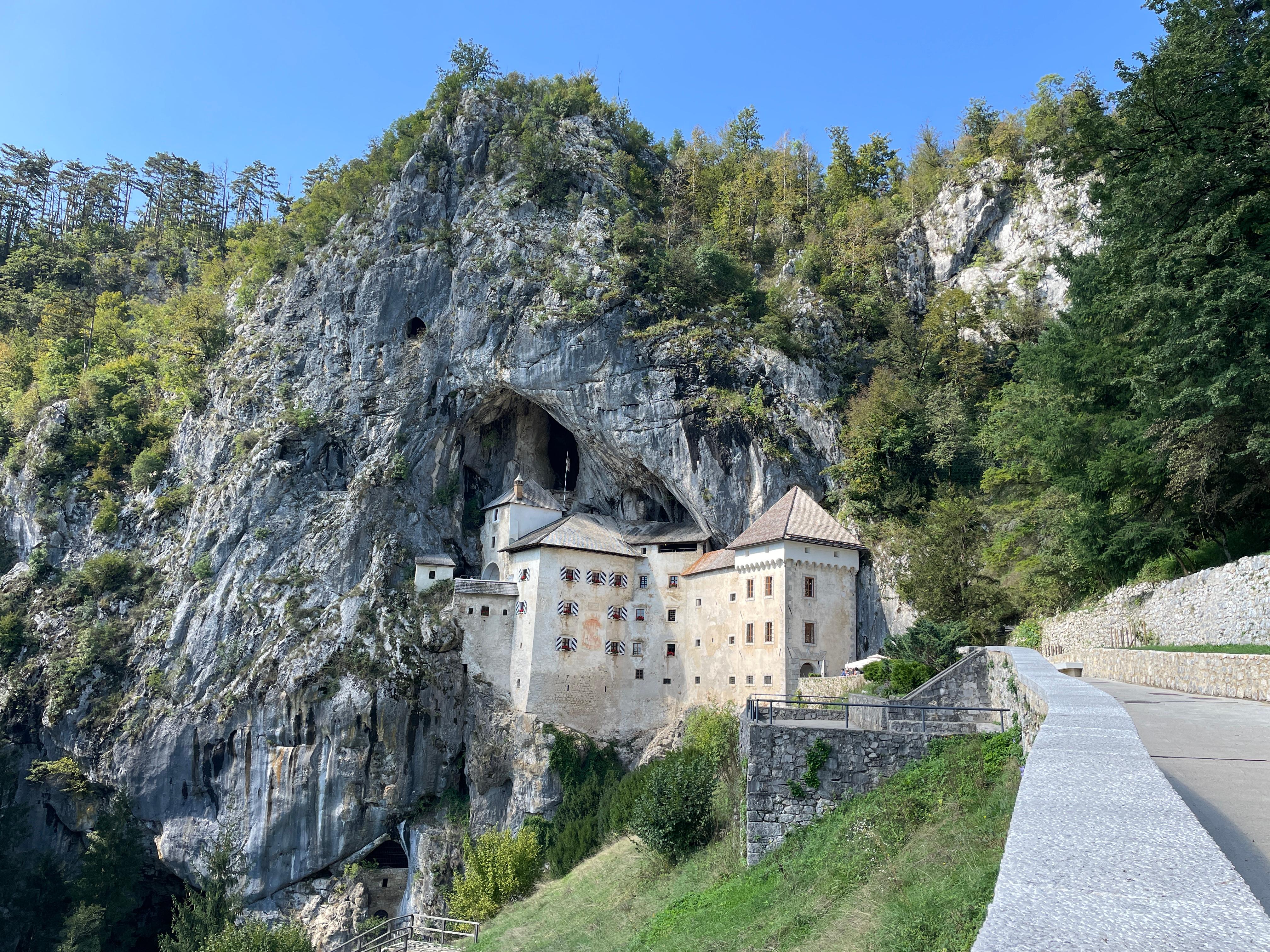 Zagreb to Ljubljana, Postojna Cave & Predjama Castle Day Trip