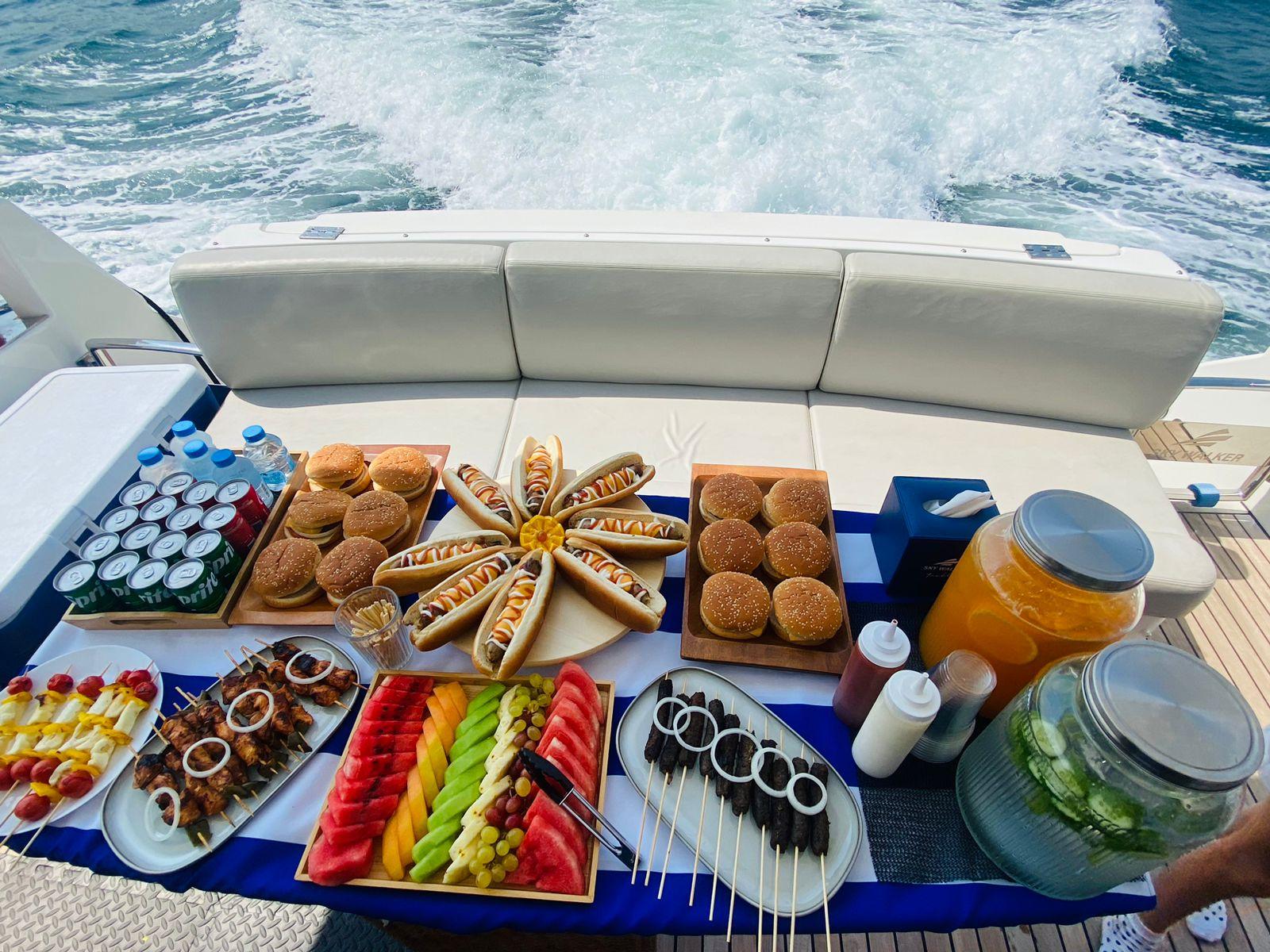 Dubai Luxury Yacht Cruise with Optional Live BBQ & Drinks