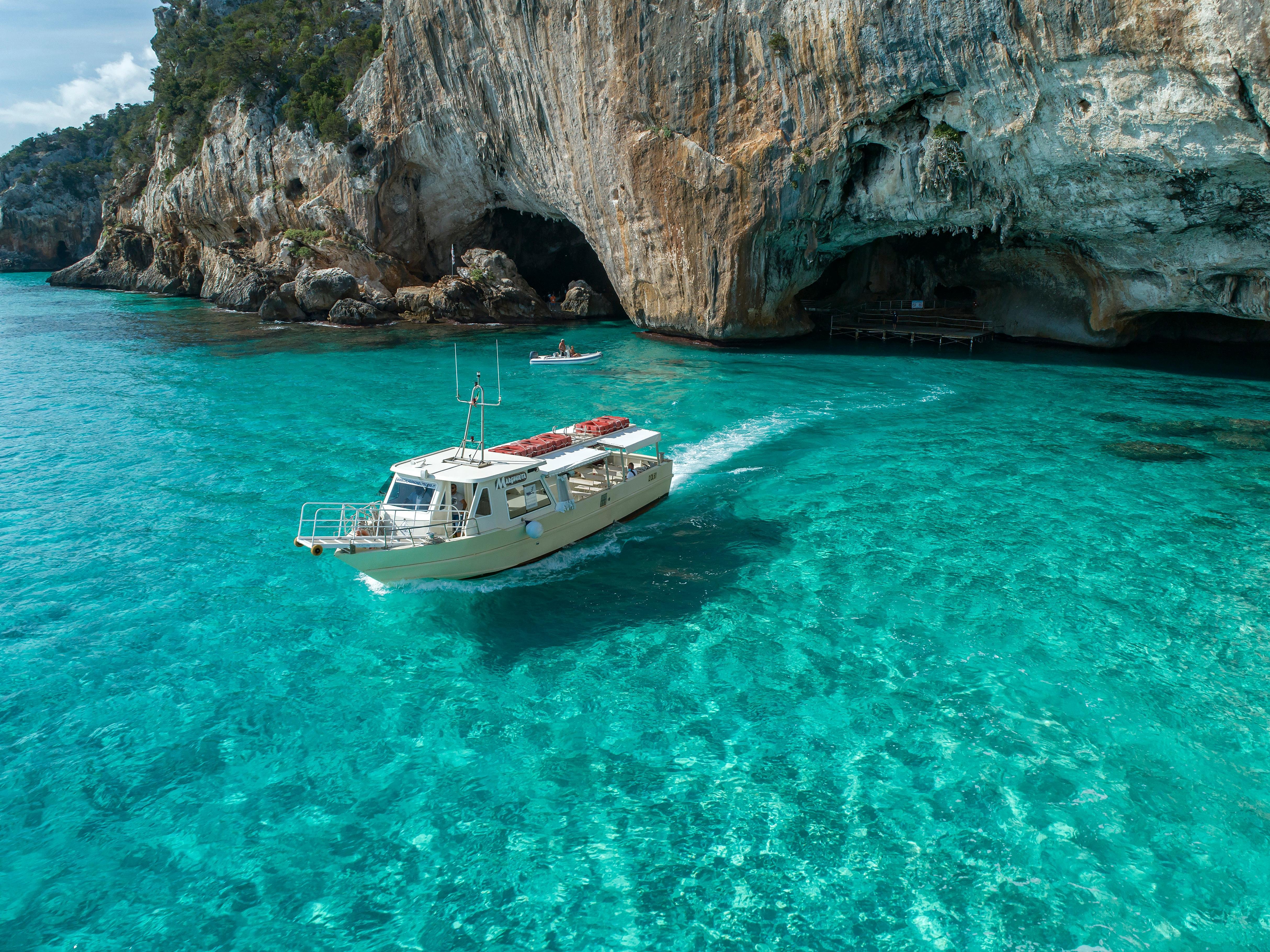 Cala Gonone: Grotta Bue Marino & Cala Luna Beach Boat Trip - the Gulf of Orosei, Sardinia
