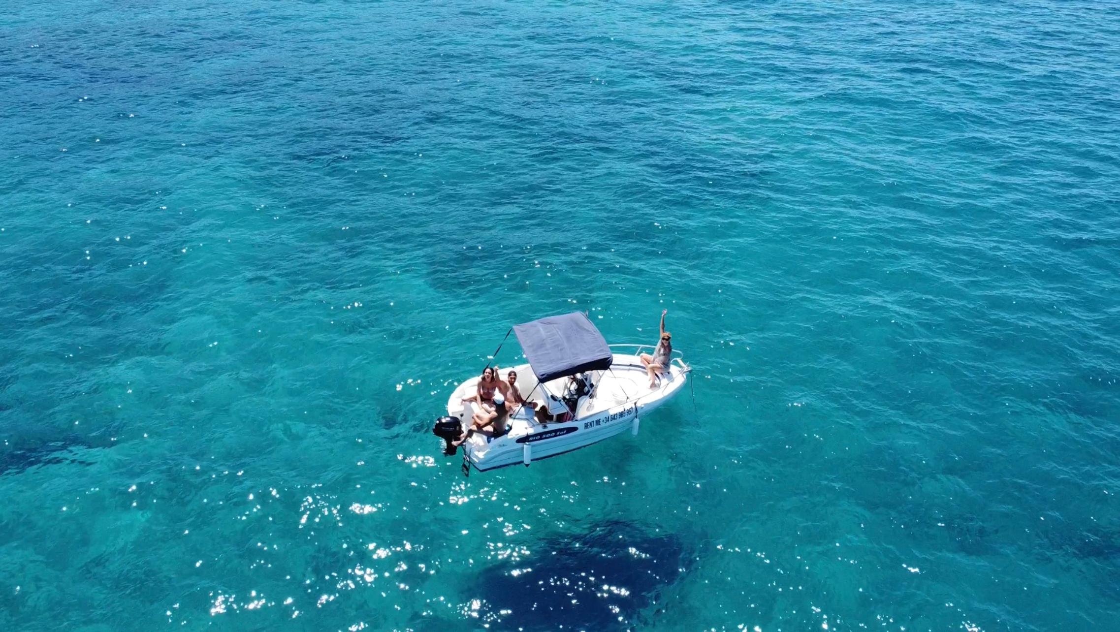 Self-Drive Boat Adventure from Puerto Colon