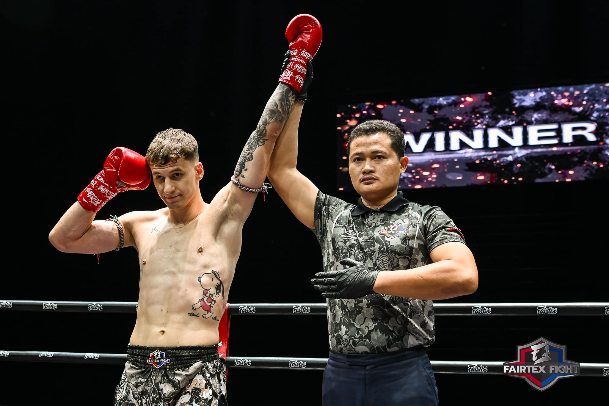 Bangkok: Lumpine Boxing Stadium Muay Thai Match Entry Ticket