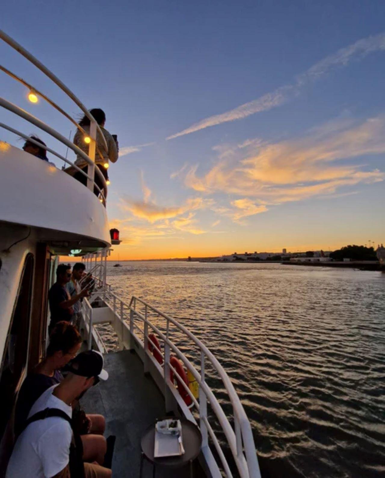 Lisbon Oceanarium Entry & Tagus River Cruise