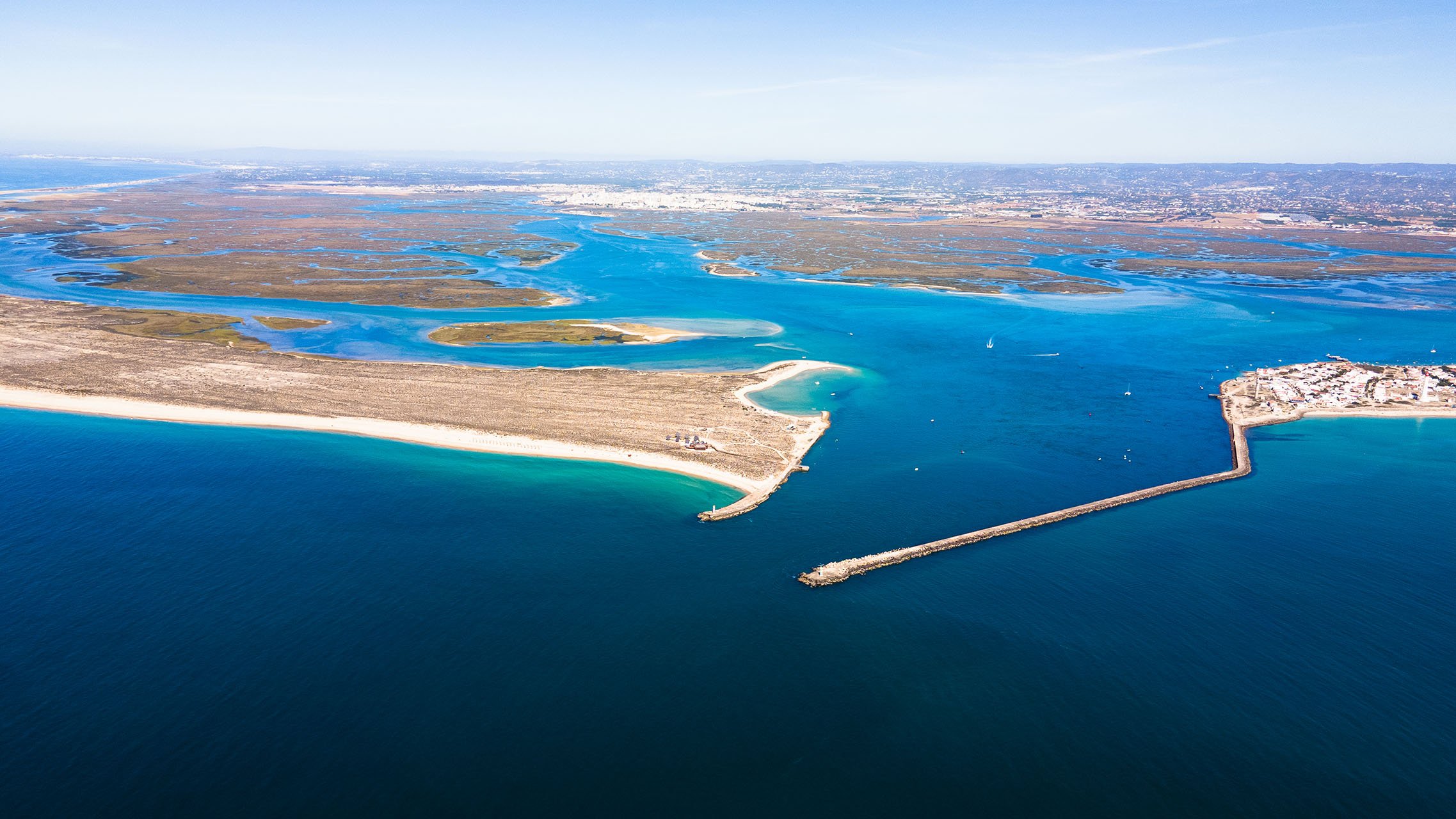 From Faro: Catamaran Boat Trip to Deserta Island with Stop