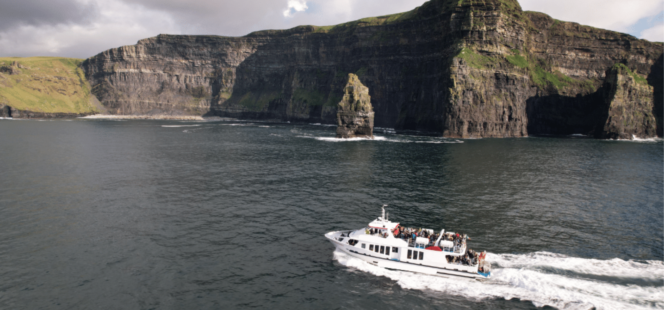 Cliffs of Moher, Boat Cruise & Aillwee Caves Day Trip from Dublin