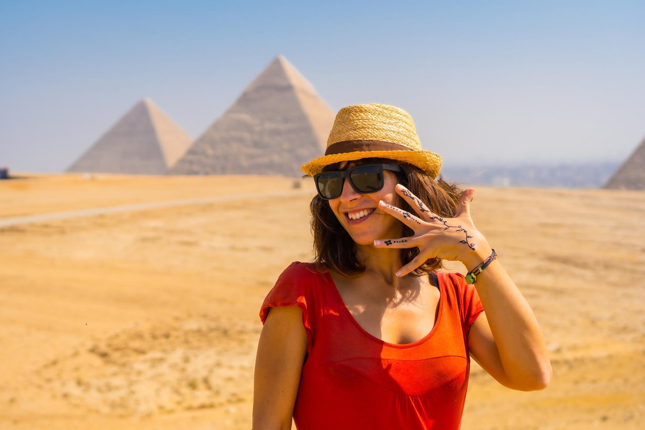 Private Giza Pyramids Tour with Camel Trek & Lunch