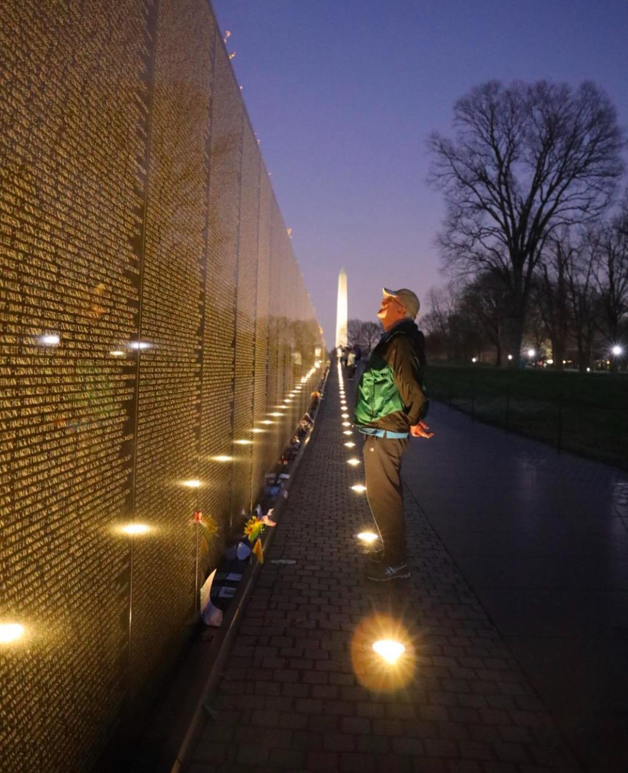 DC Sunset Monuments & Memorials Walking Tour