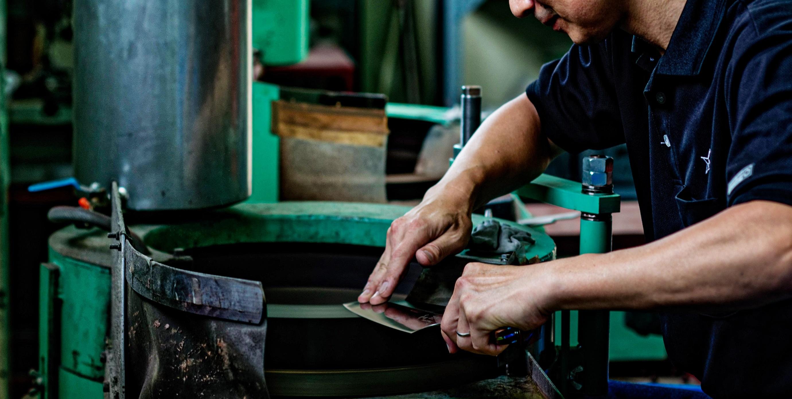 Mitsuboshi Cutlery Factory Tour in Seki