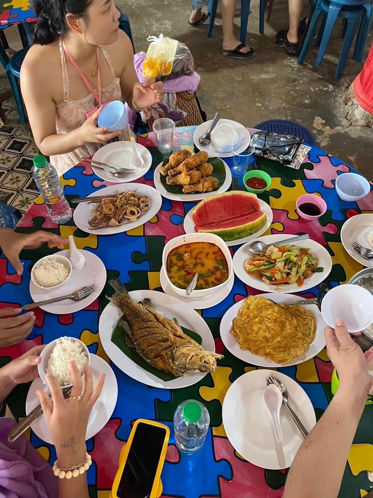 Pattaya to Coral Island: Speedboat & 4-Activity Day Trip