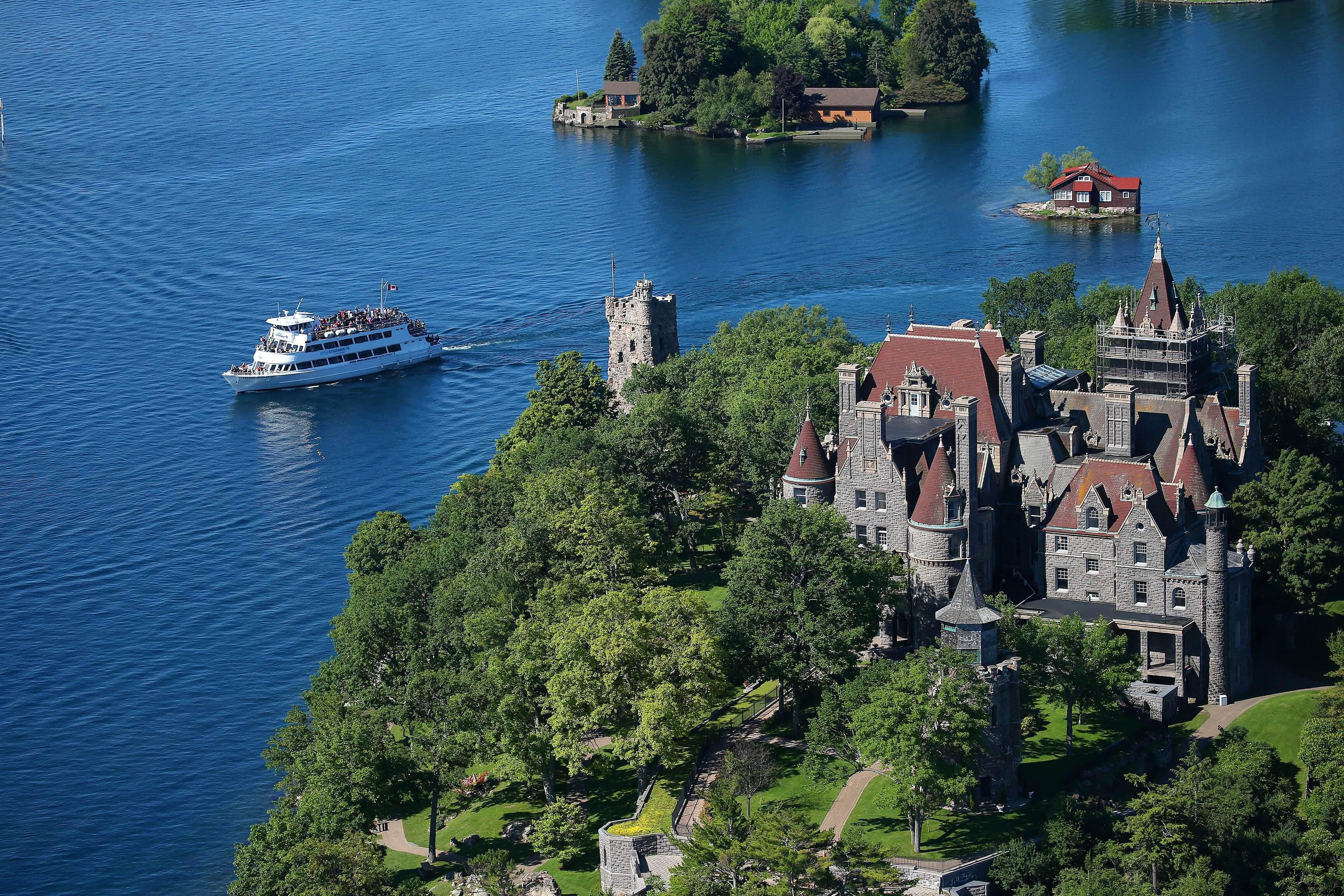 Gananoque: 1000 Islands Cruise & Optional Boldt Castle Entry - 2026 (Verified Reviews)