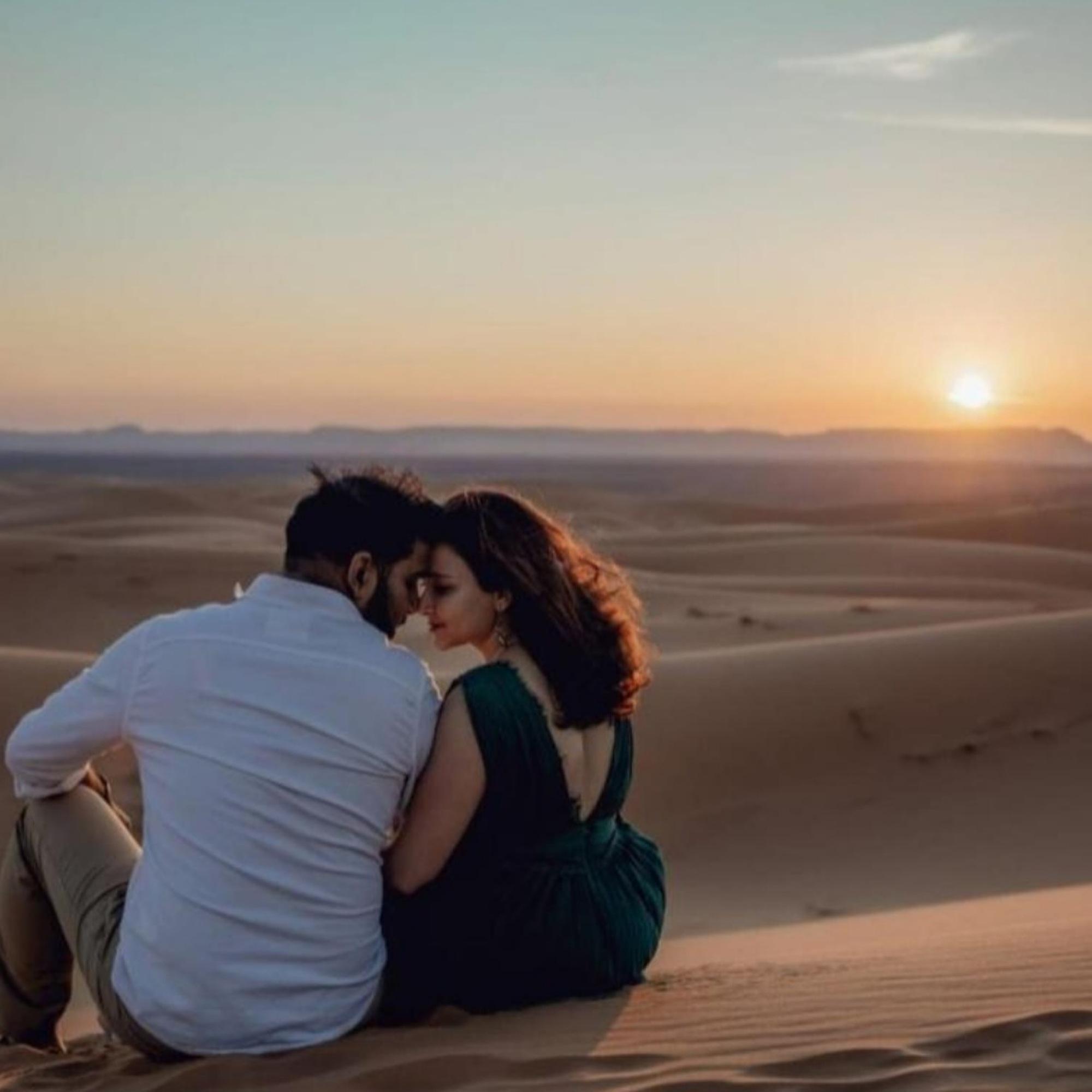 Merzouga Sahara Overnight: Camel Trek & Luxury Desert Camp
