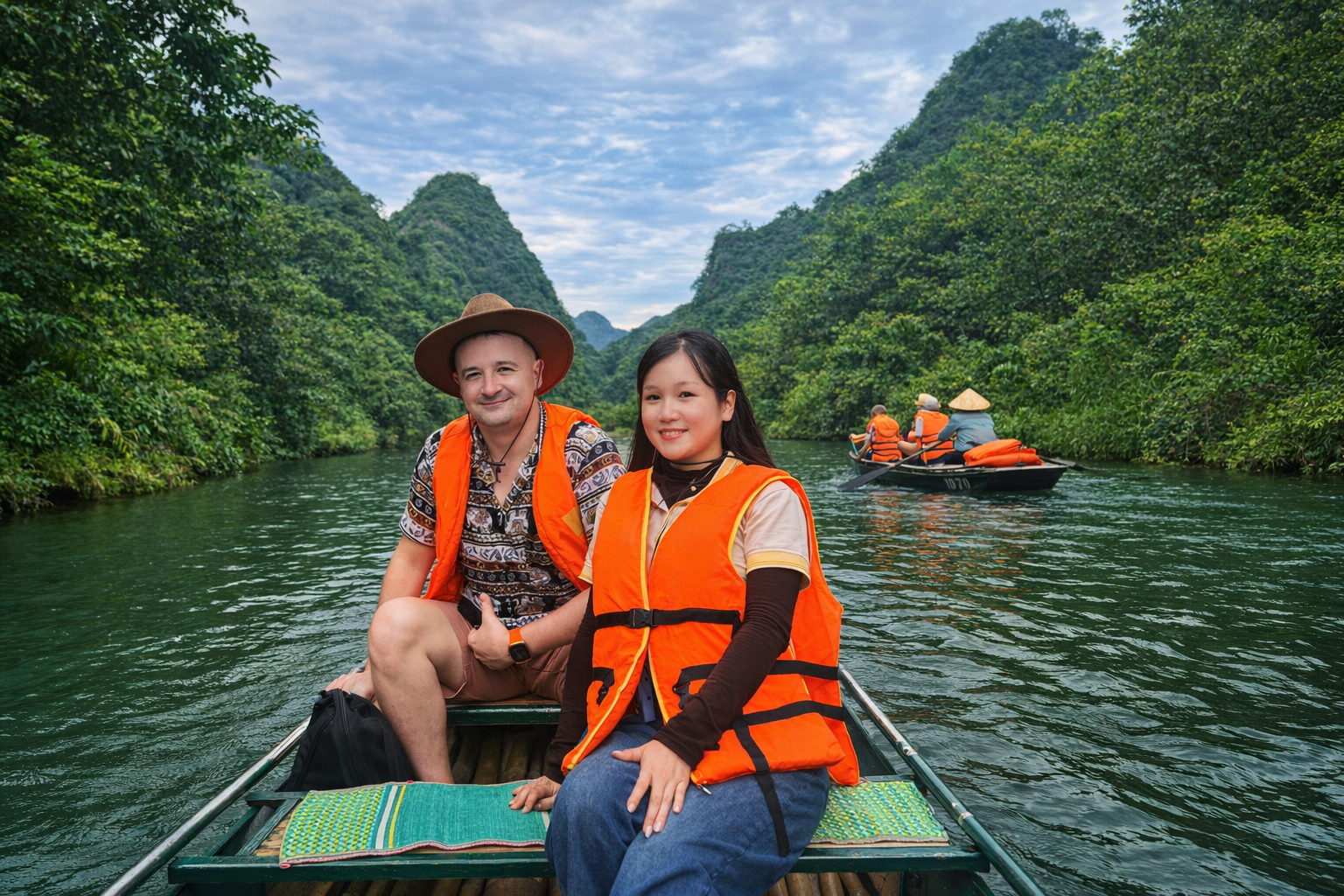 Ninh Binh E-Bike Adventure: Rice Paddies, Temples & Boat Ride
