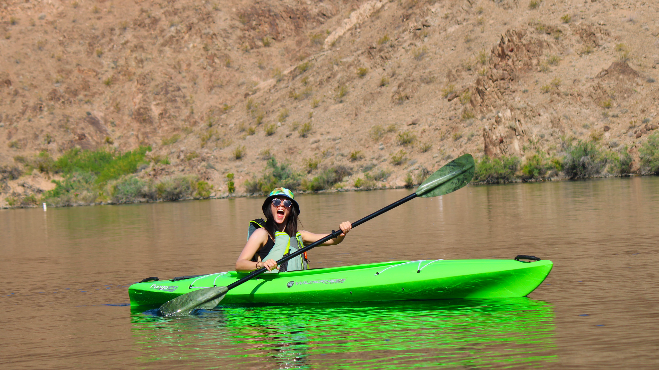 Emerald Cave Self-Guided Kayak Rental from Willow Beach