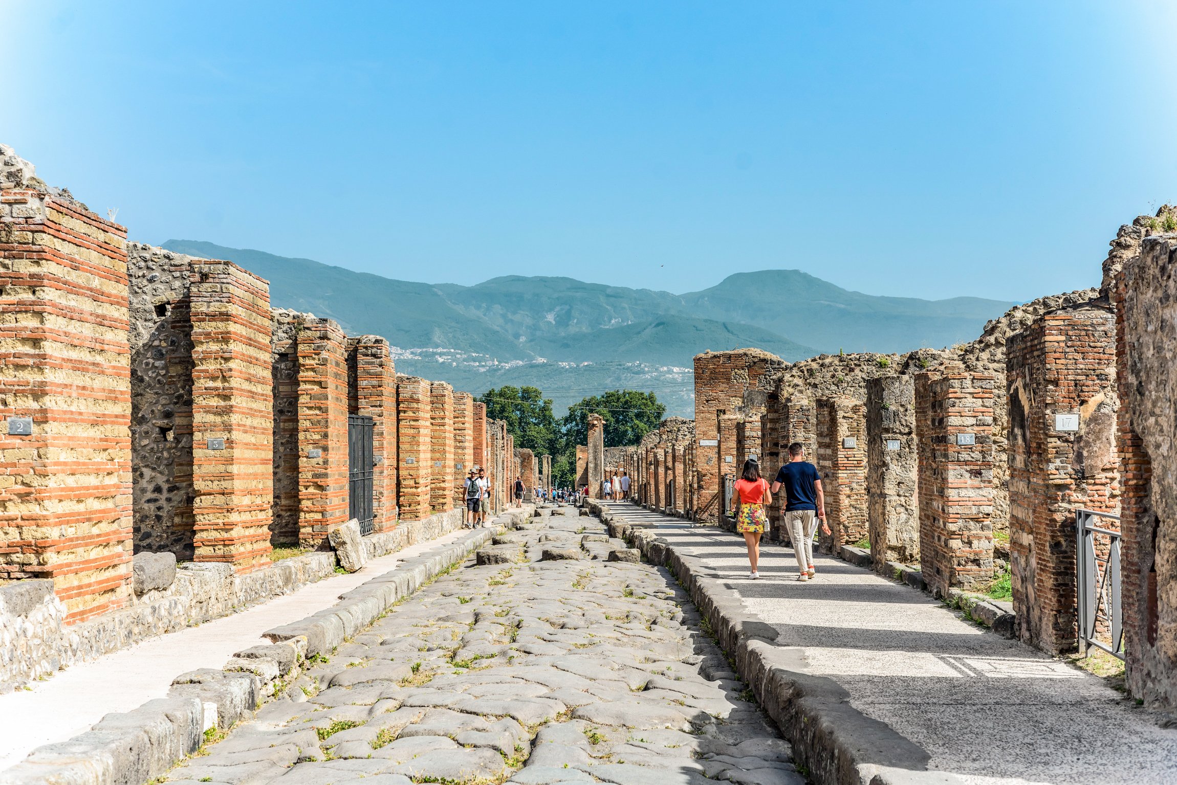 Pompeii Small-Group Tour with an Archaeologist
