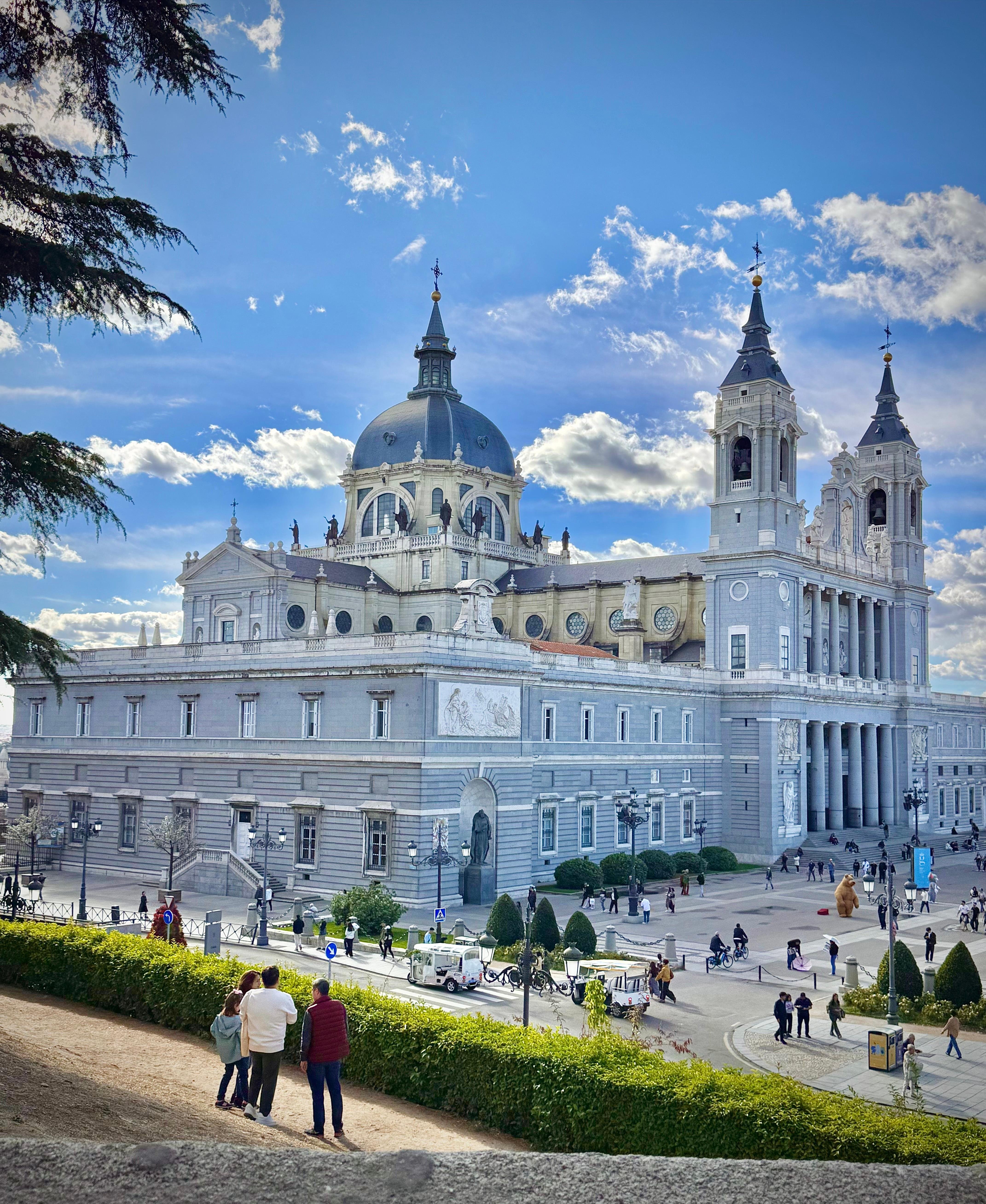 Madrid Family Scavenger Hunt