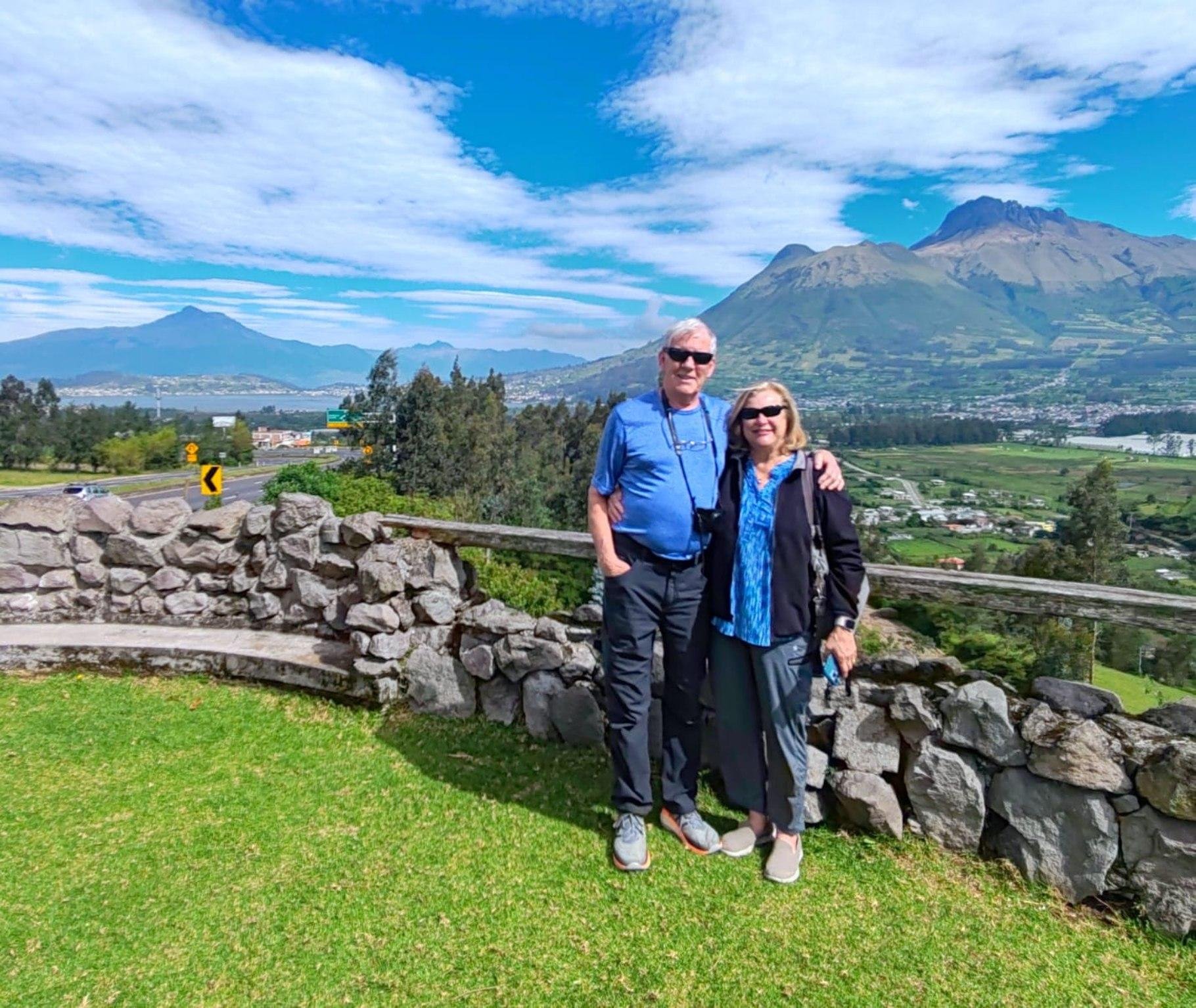Quito to Otavalo Market & Cuicocha Lagoon Day Tour