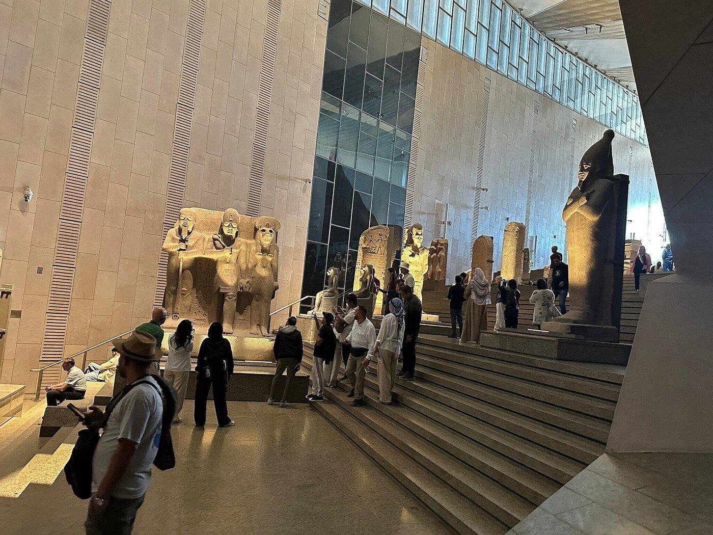 Sharm El Sheikh: Cairo Day Trip by Flight with Pyramids & GEM Museum
