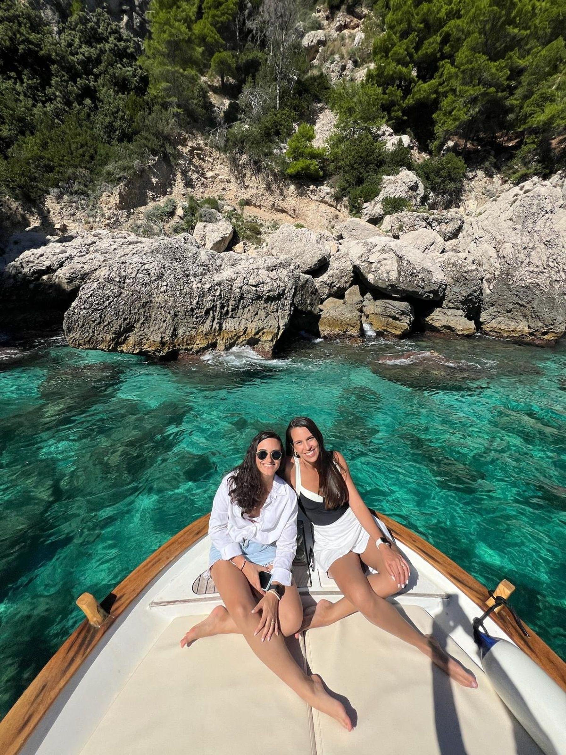 Capri Private Boat Tour: Faraglioni, Sea Caves & Swimming Stops