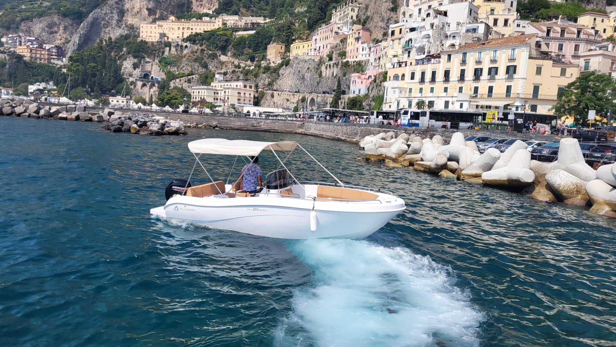 Sorrento to Amalfi Coast: Full-Day Private Boat Tour