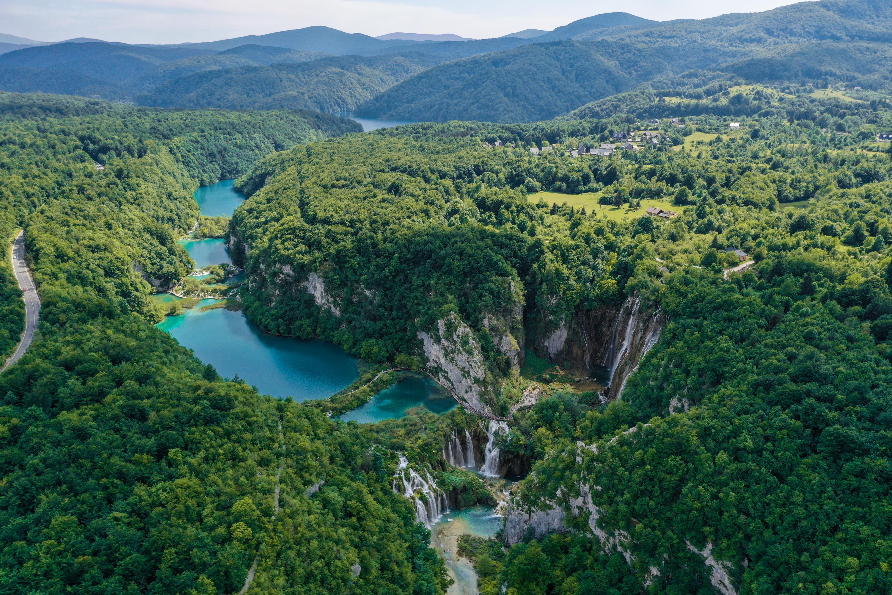 Plitvice Lakes Full-Day Tour from Zadar with Boat Ride