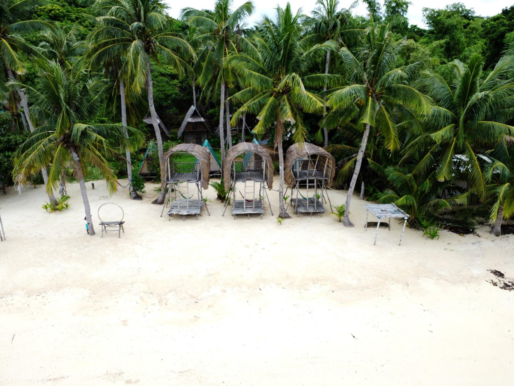 Coron Town: Island Hopping & Pristine Beaches Day Trip with Lunch