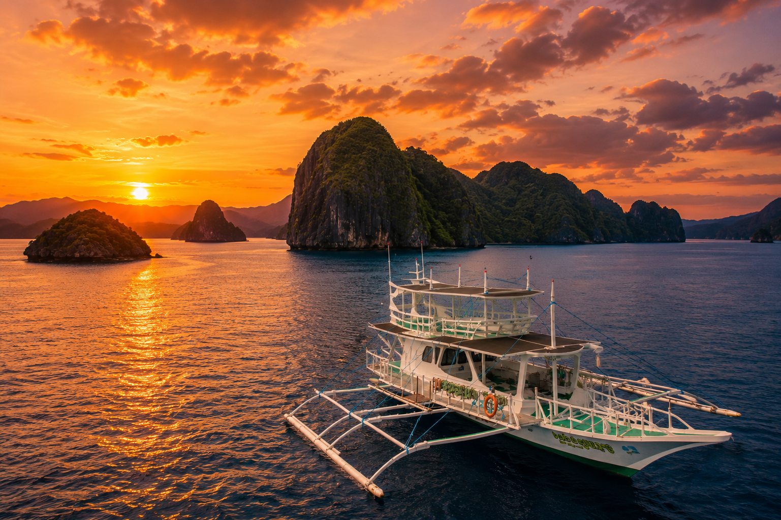 Private Sunset Cruise in Bacuit Bay