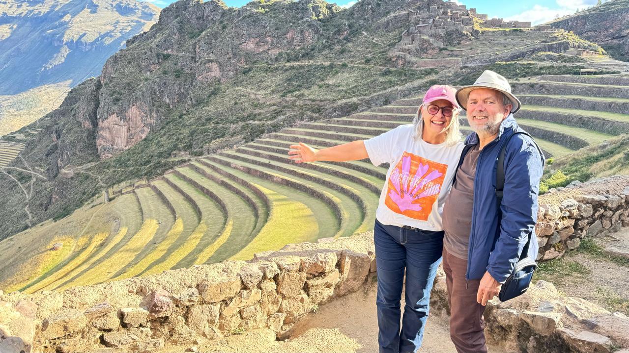 Sacred Valley Full-Day Tour: Inca Ruins, Salt Mines & Local Markets