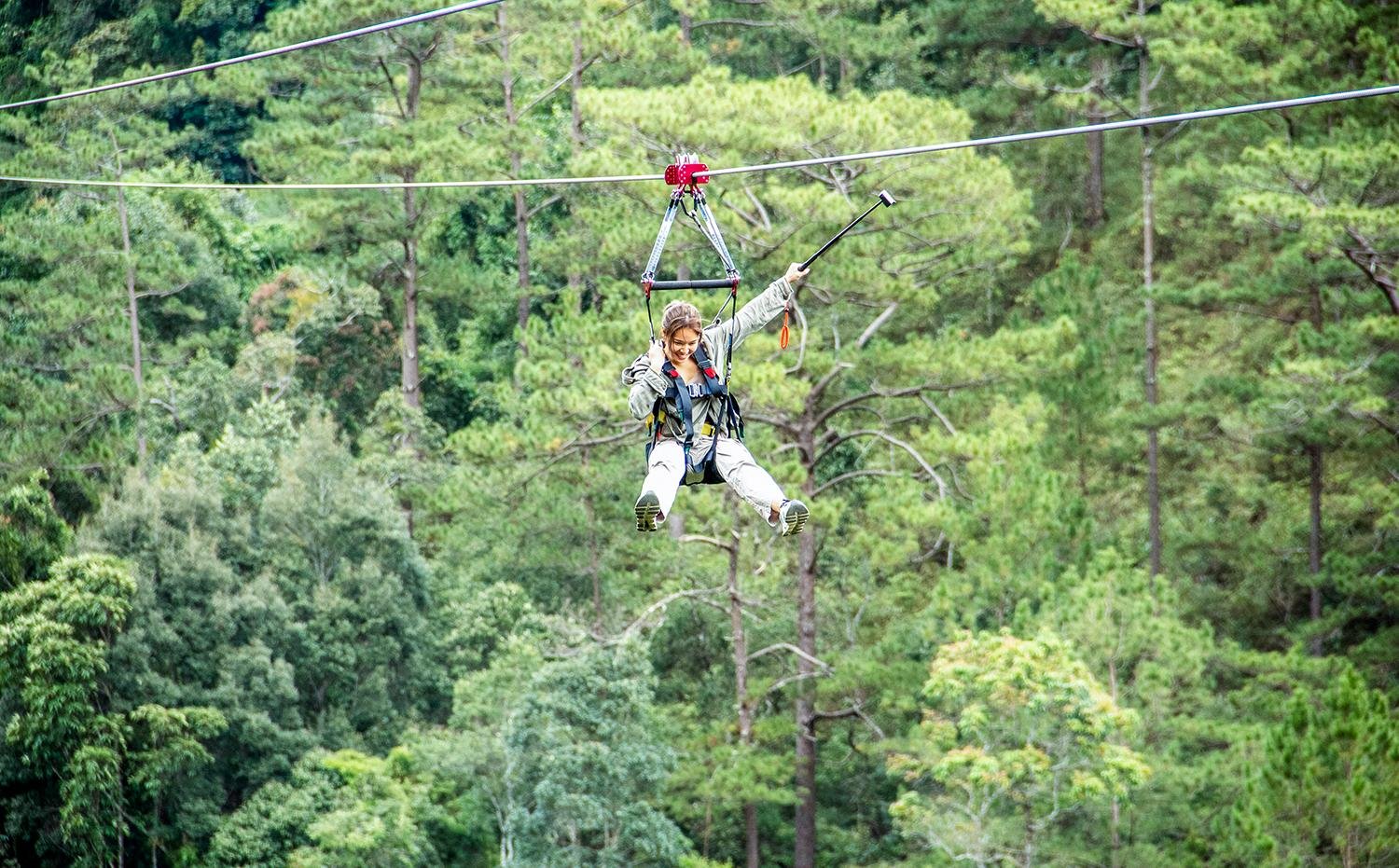 Da Lat Extreme: 1500m Zipline & Full-Day Canyoning