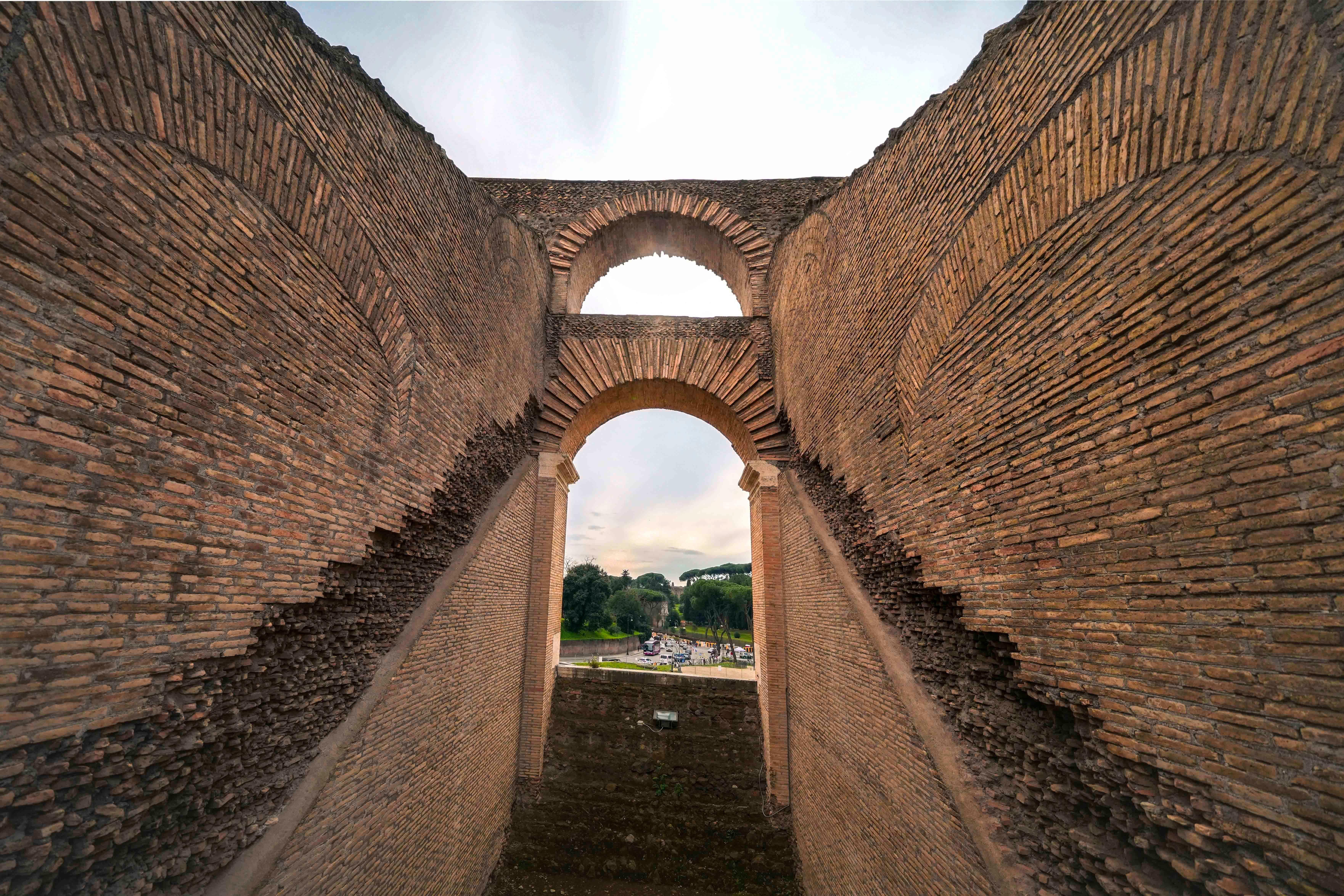 Rome Colosseum Arena, Roman Forum & Palatine Hill VIP Tour