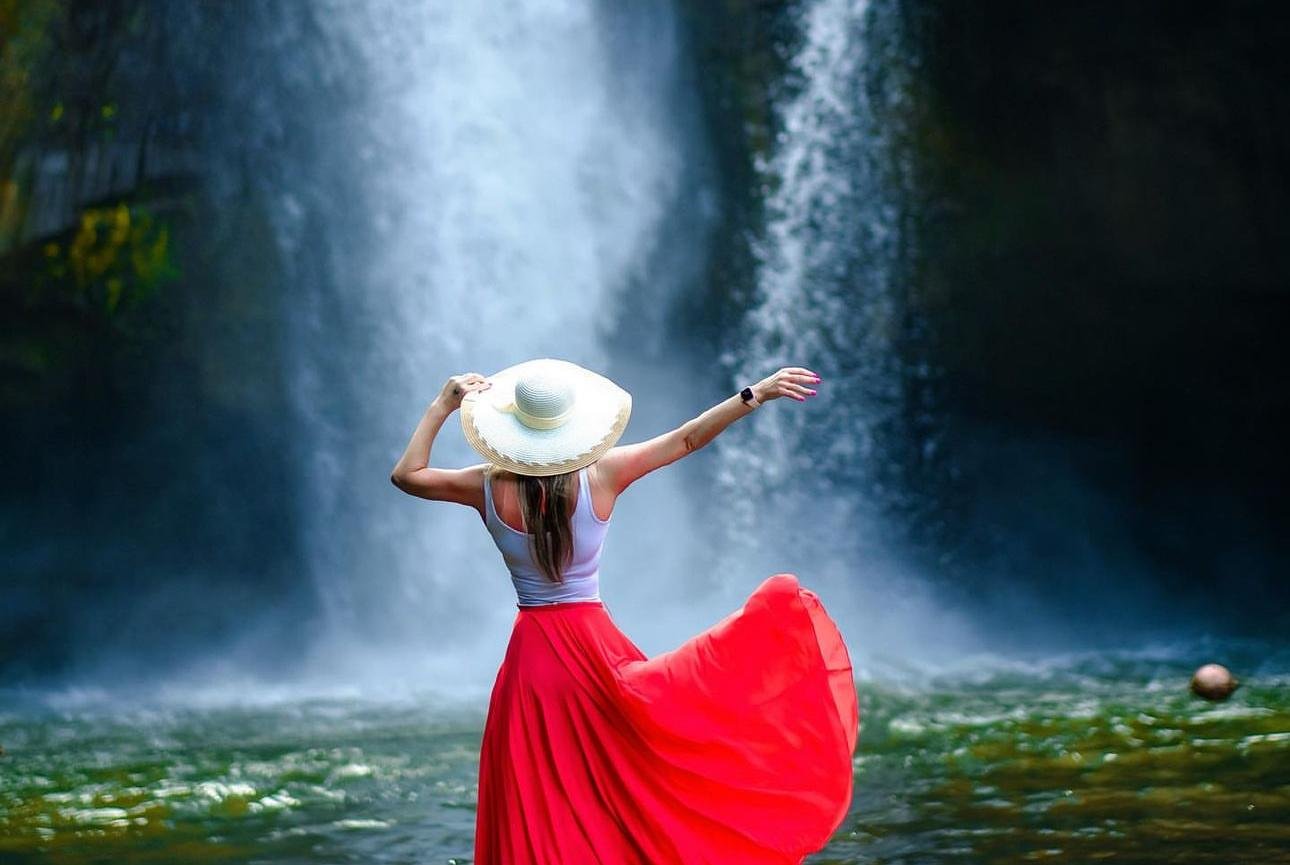 Bali Highlights: Ubud Waterfalls, Monkey Forest & Rice Terraces