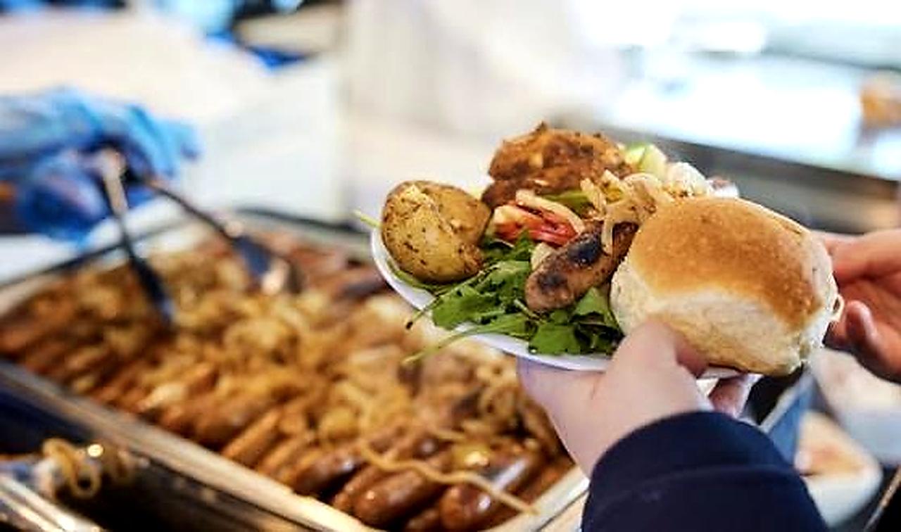 Waitematā Harbour Lunch Cruise with Buffet