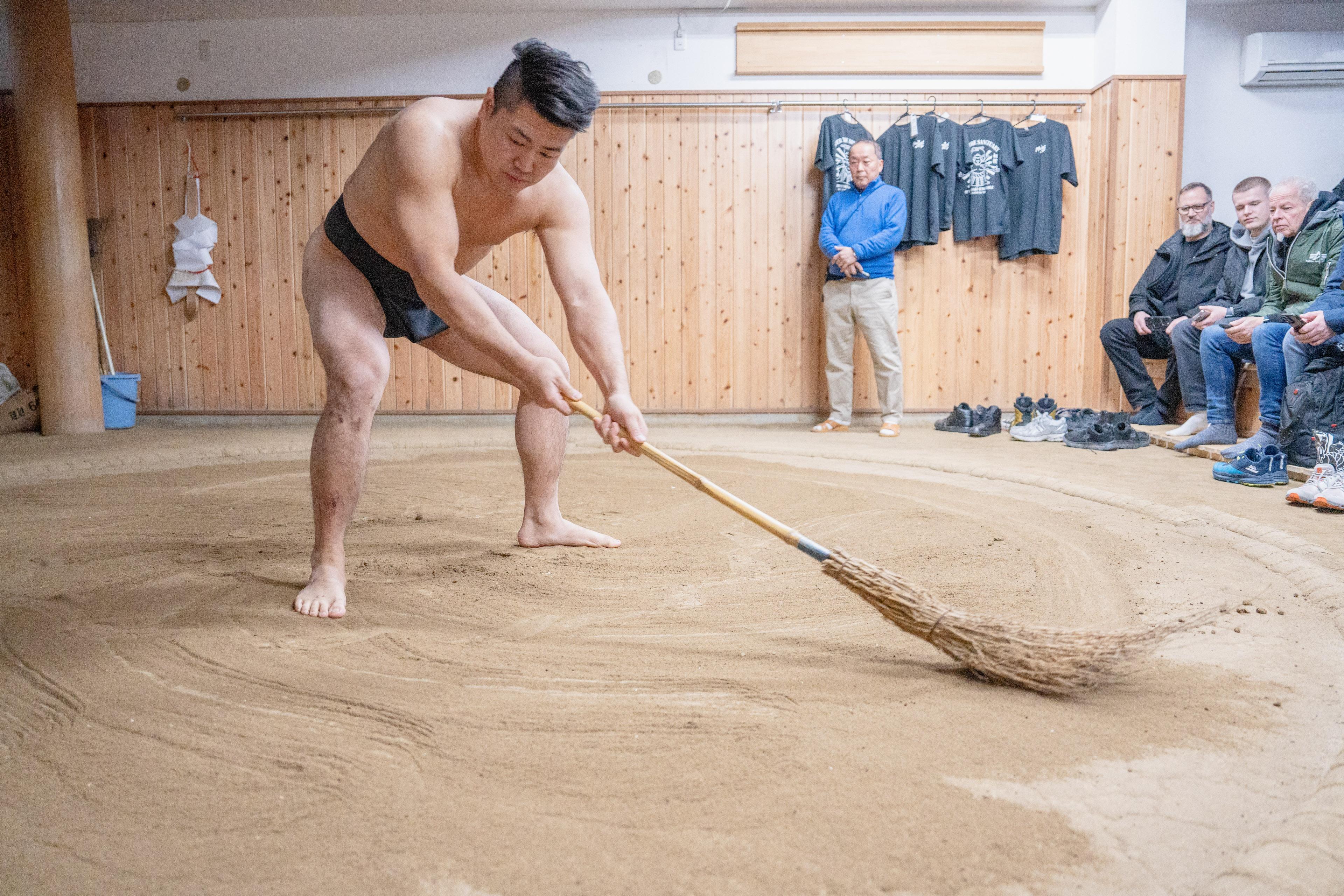 Sumo training experience near Tokyo — drills and bouts with ex-pro wrestlers — image 26