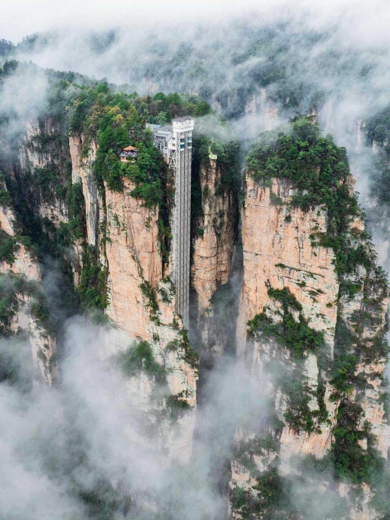 Zhangjiajie 3-Day Summer Escape: Rafting, Glass Bridge & Furong Ancient Town