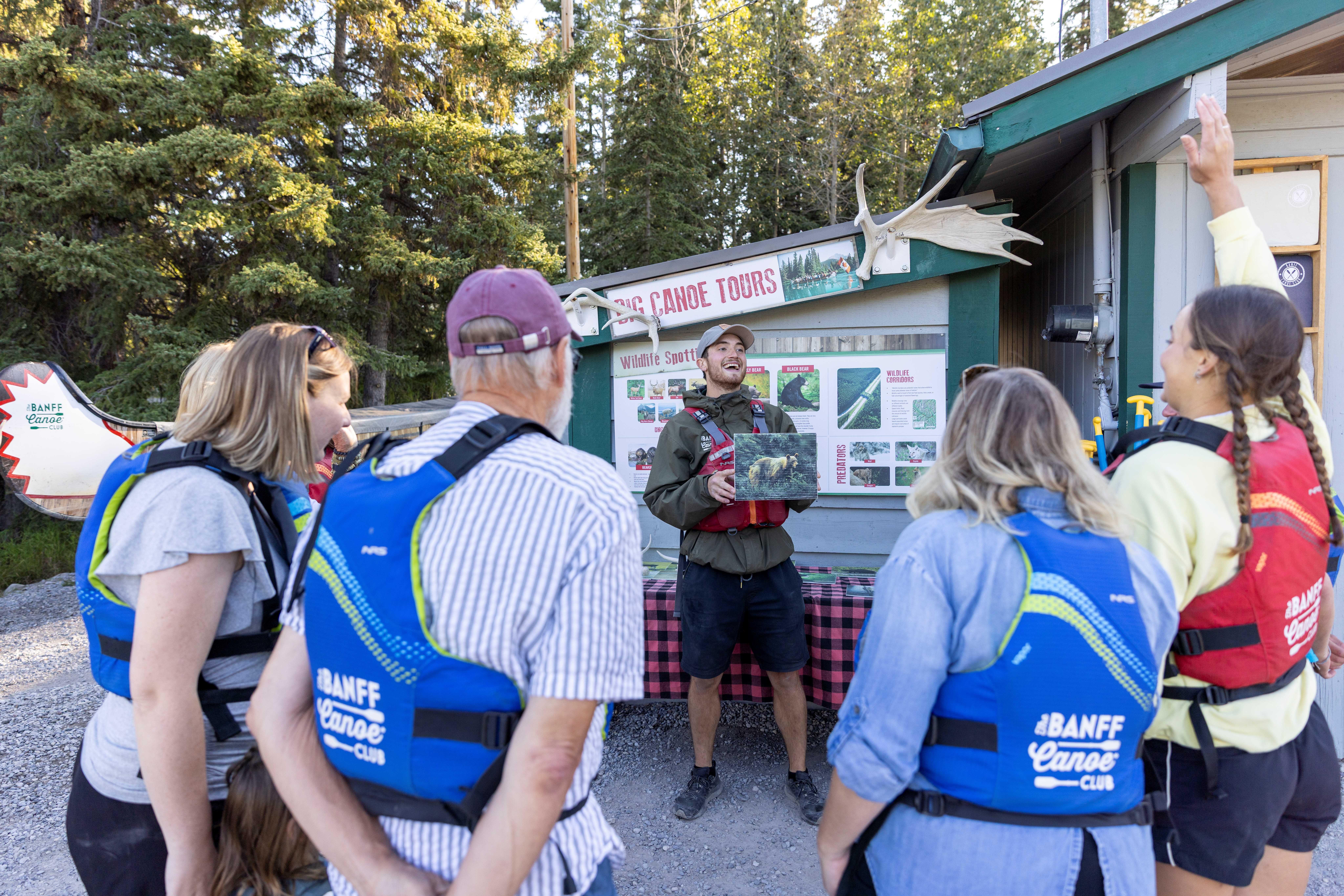 Banff National Park: Big Canoe River Explorer Tour