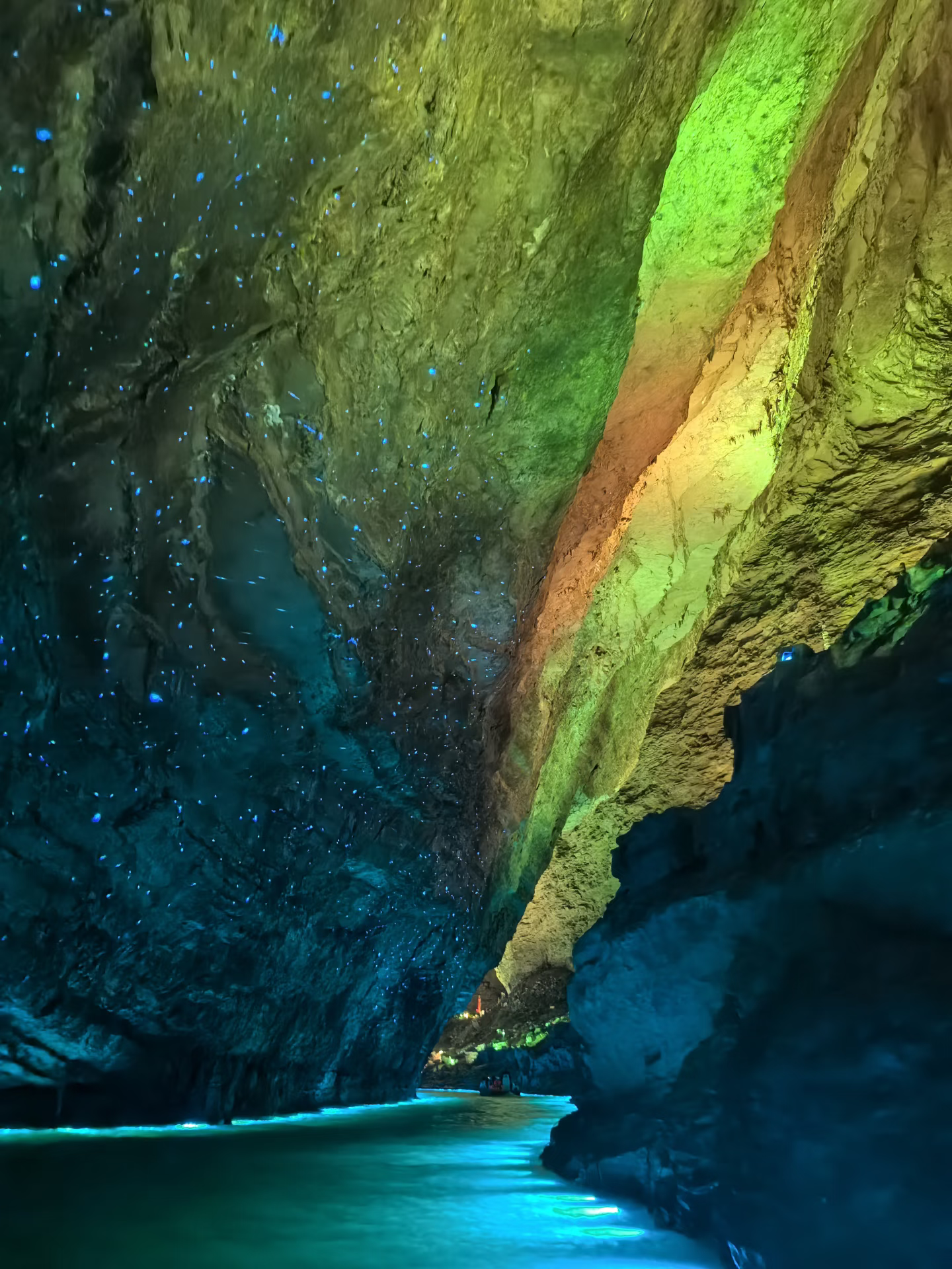 Zhangjiajie 3-Day Summer Escape: Rafting, Glass Bridge & Furong Ancient Town