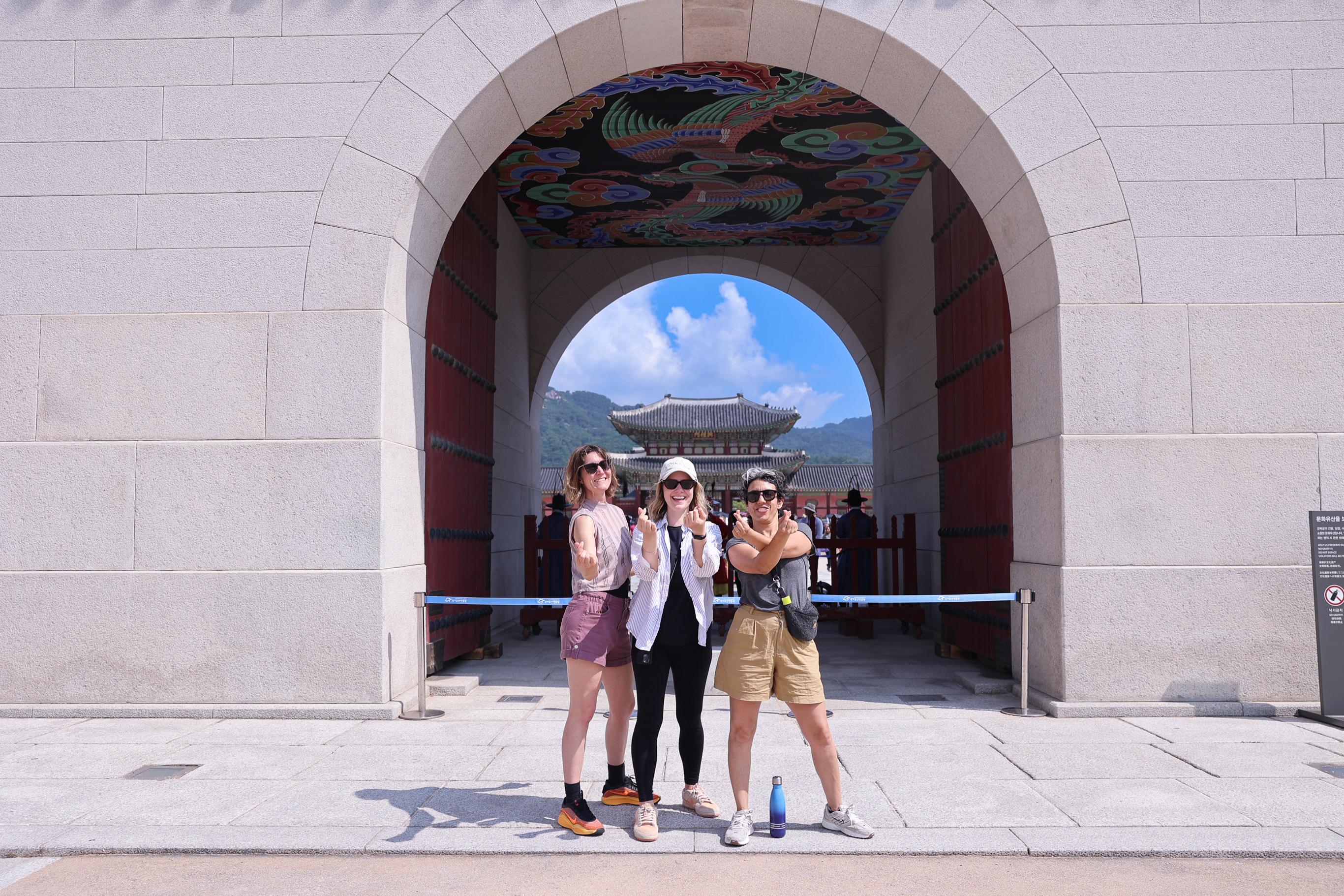 Seoul e-bike tour along the Han River cycle paths — image 24