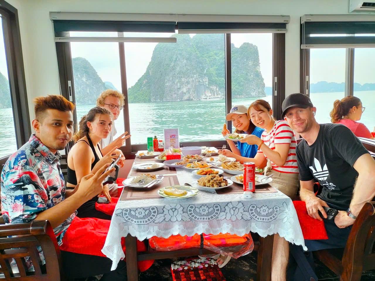 Ha Long Bay Full-Day Cruise: Caves, Kayaking & Scenic Views