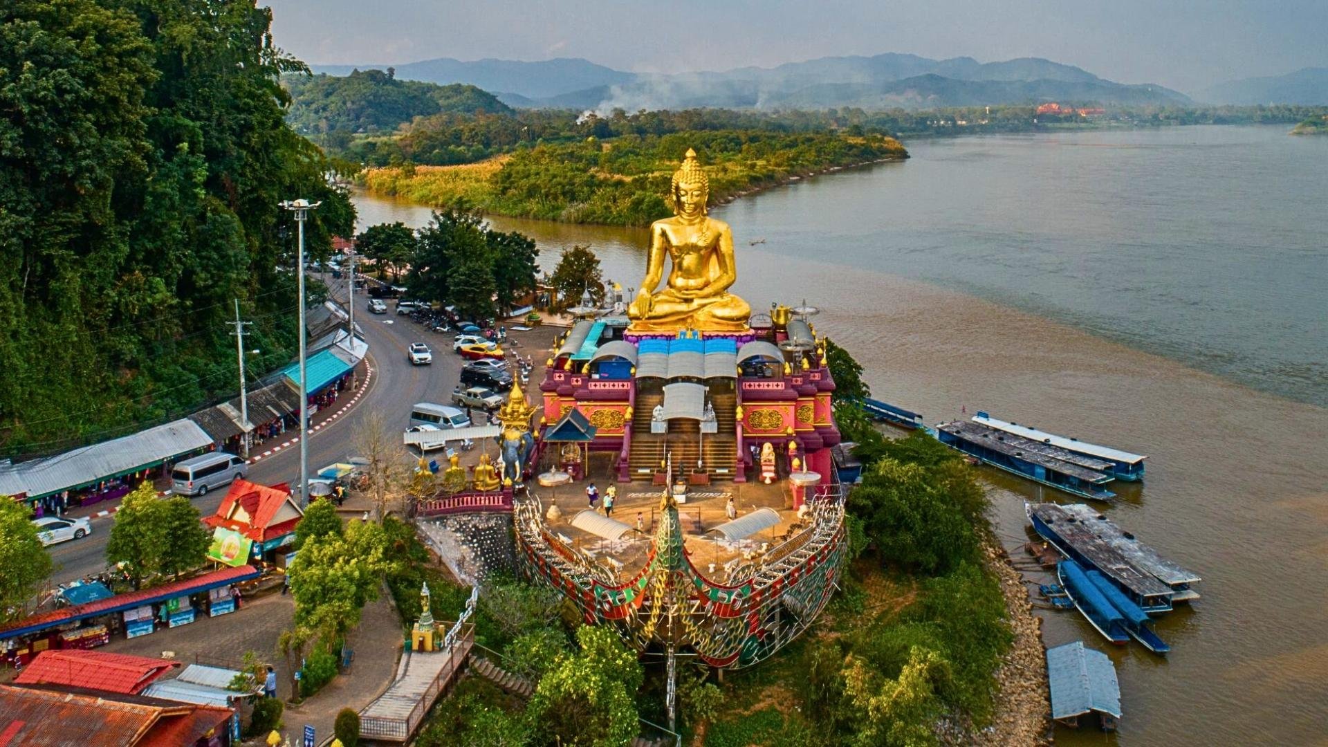 Chiang Rai Temples & Golden Triangle Full-Day Adventure