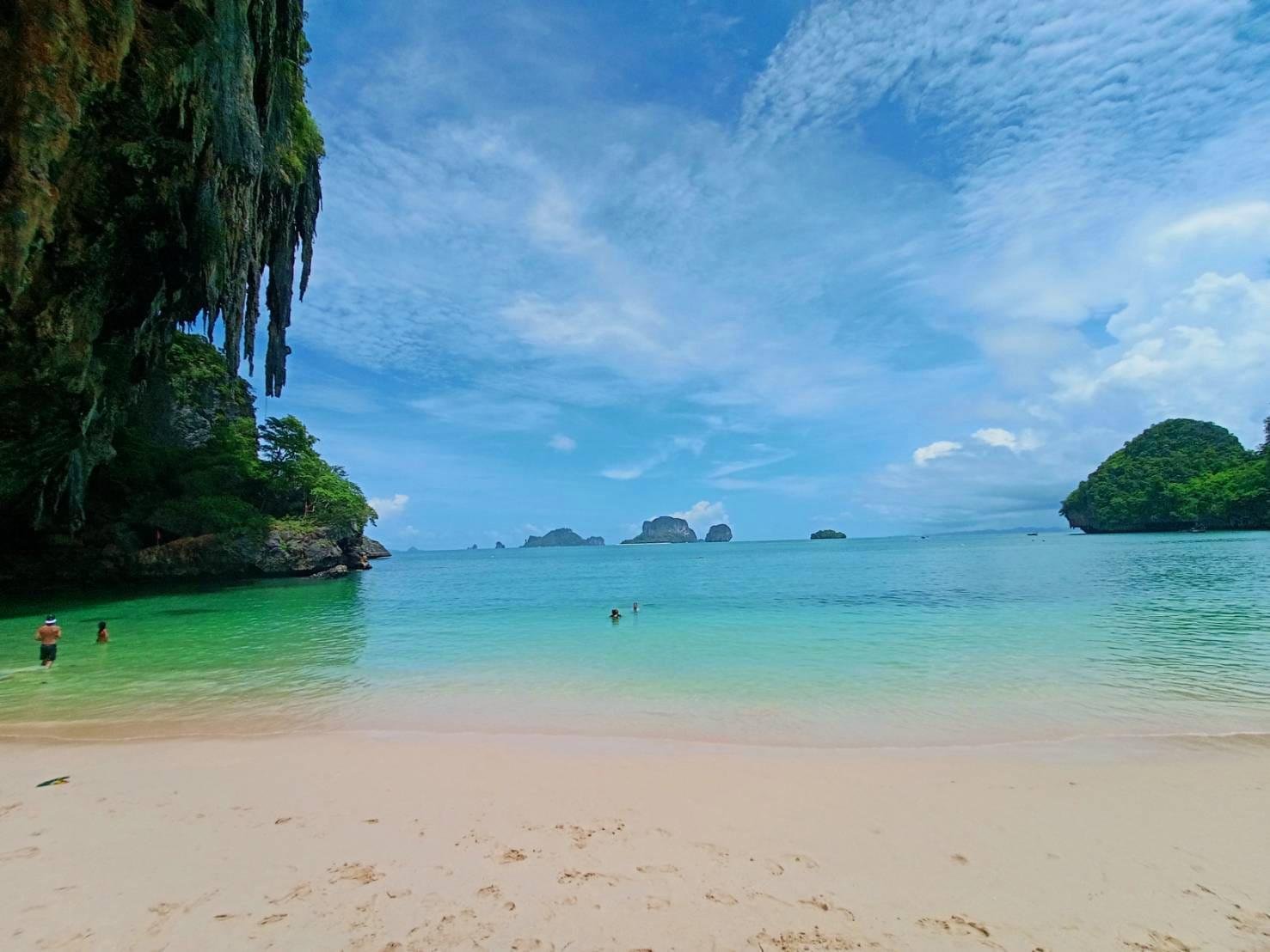 Krabi 4-Island Longtail Boat Day Trip with Lunch
