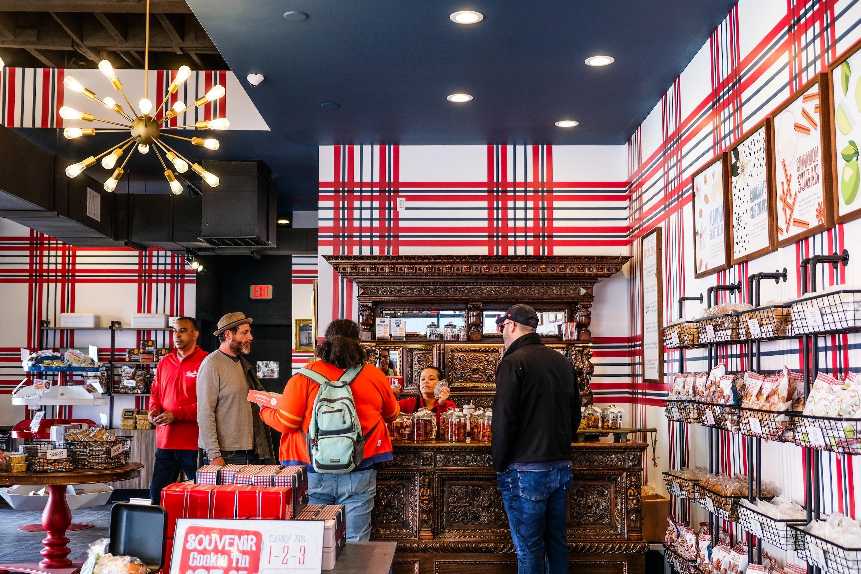 Savannah: Beignets, Donuts, Sweet Treats & More Walking Tour