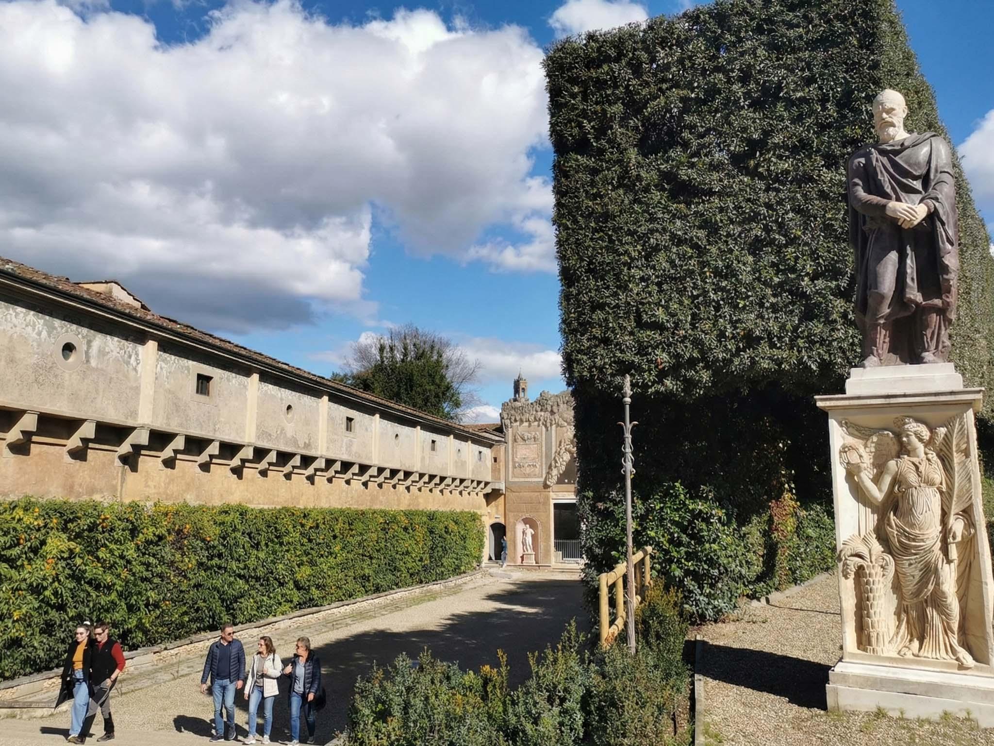Uffizi Gallery Small Group Tour with Optional Vasari Corridor
