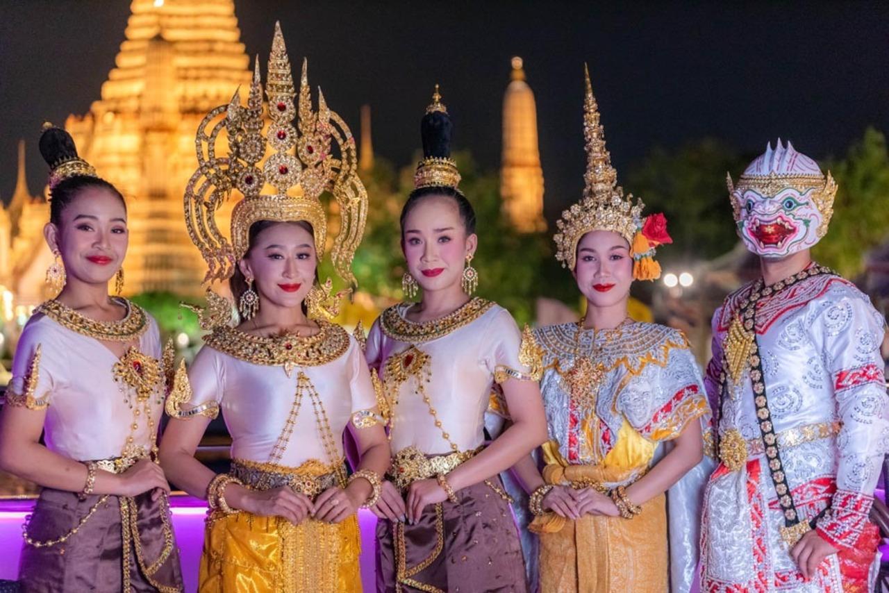 Bangkok Chao Phraya Luxury Dinner Cruise
