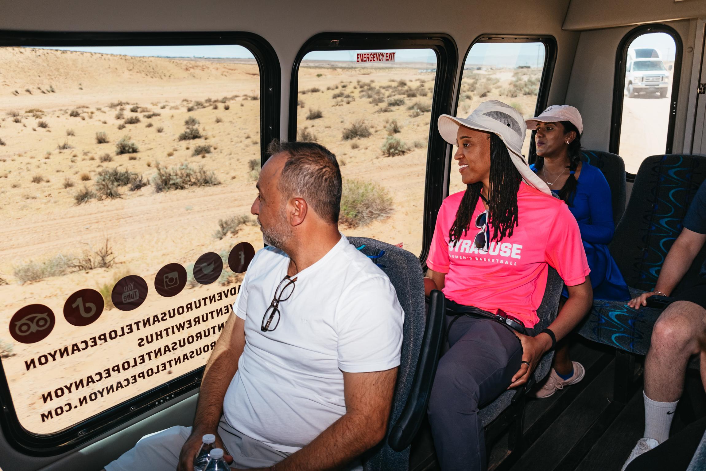 Antelope Canyon and Horseshoe Bend day trip from Las Vegas — image 13