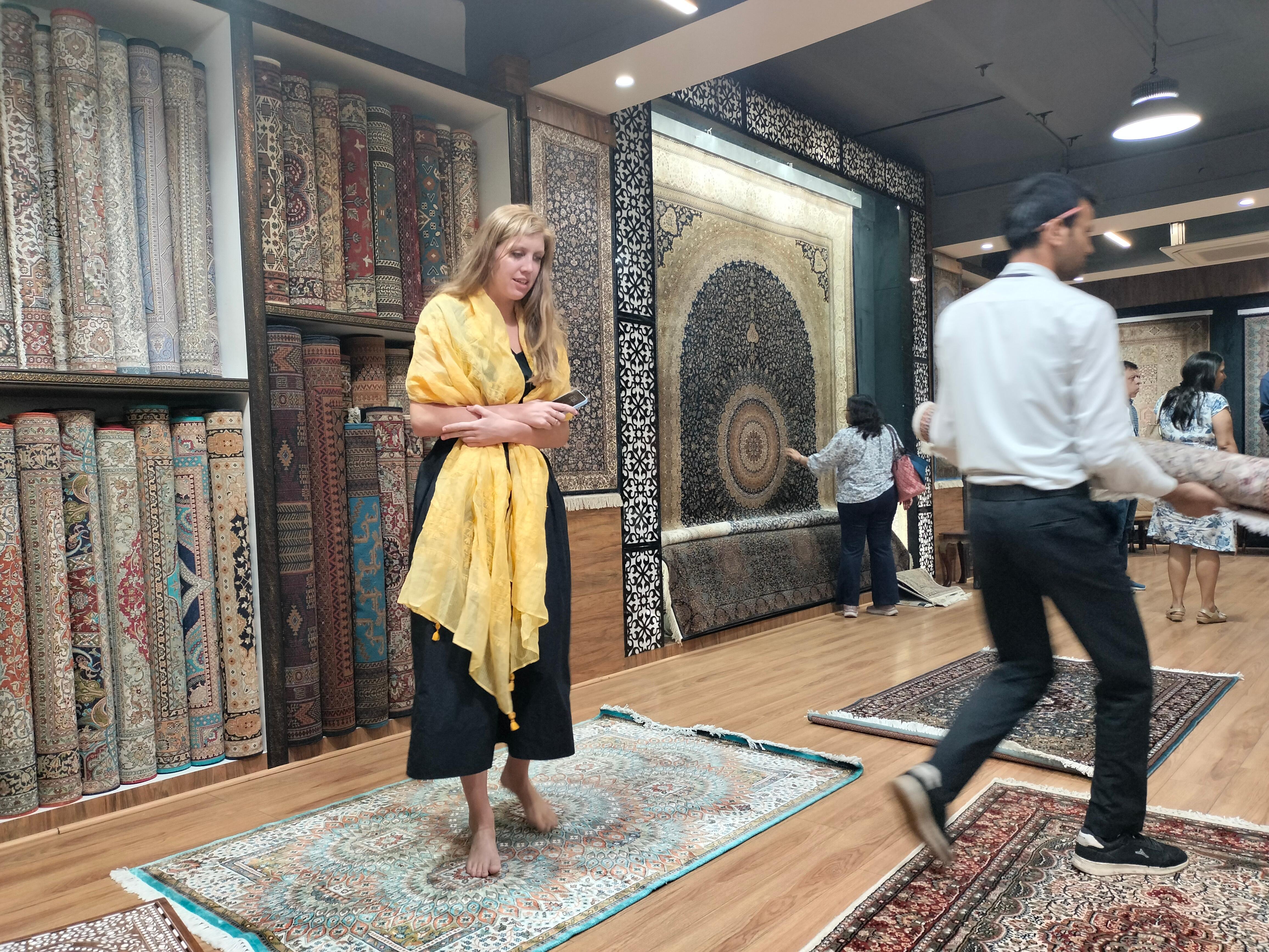 Delhi Insider’s Shopping & Heritage Day Tour