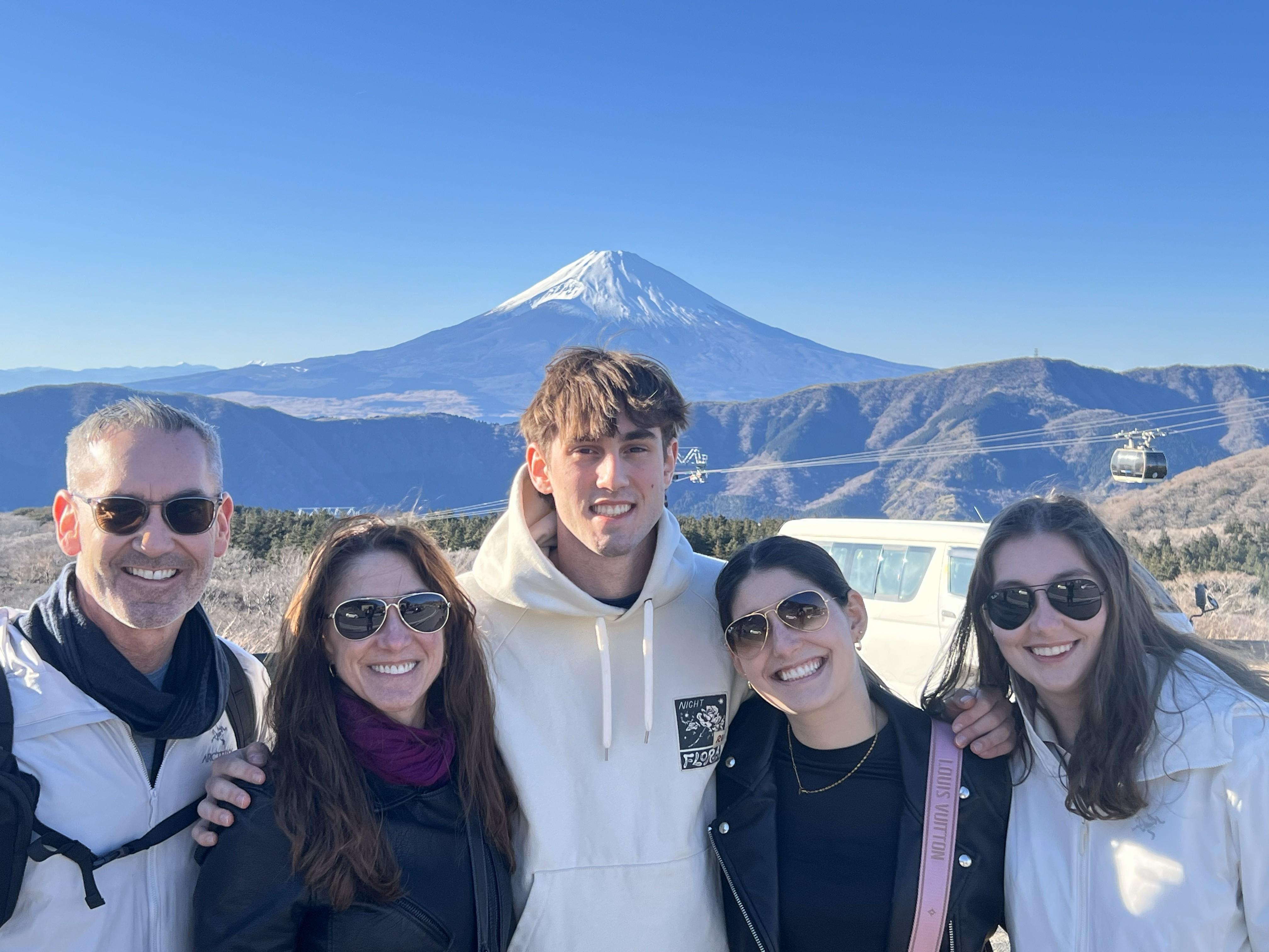 Hakone Private Tour with Licensed Local Guide