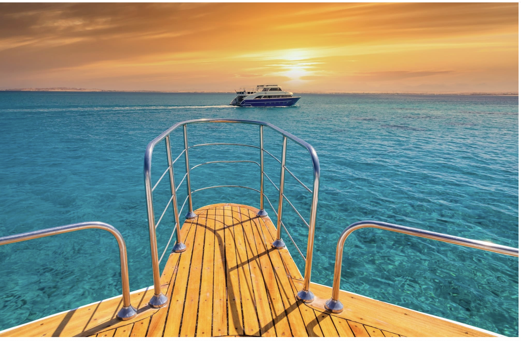 Hurghada Sunset Yacht Cruise & Snorkeling Trip