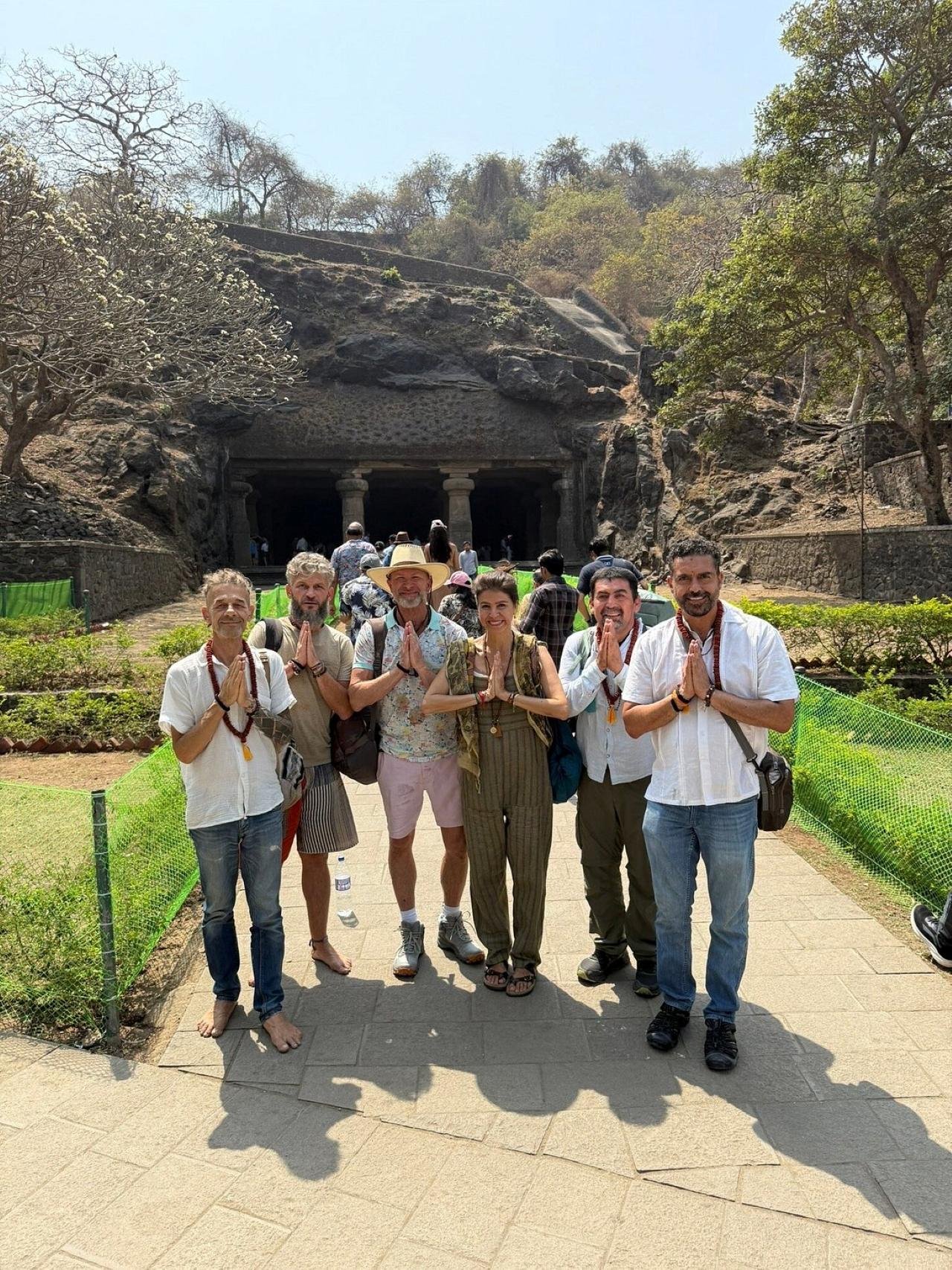 Private Mumbai City Highlights & Elephanta Caves Excursion